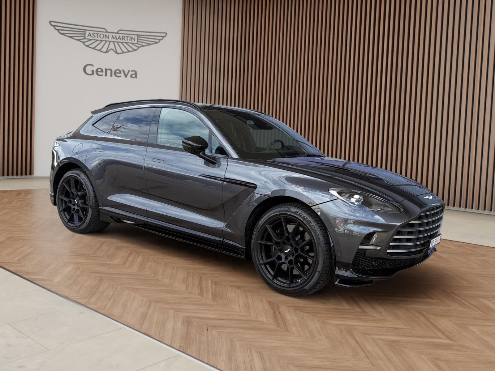 Aston Martin DBX