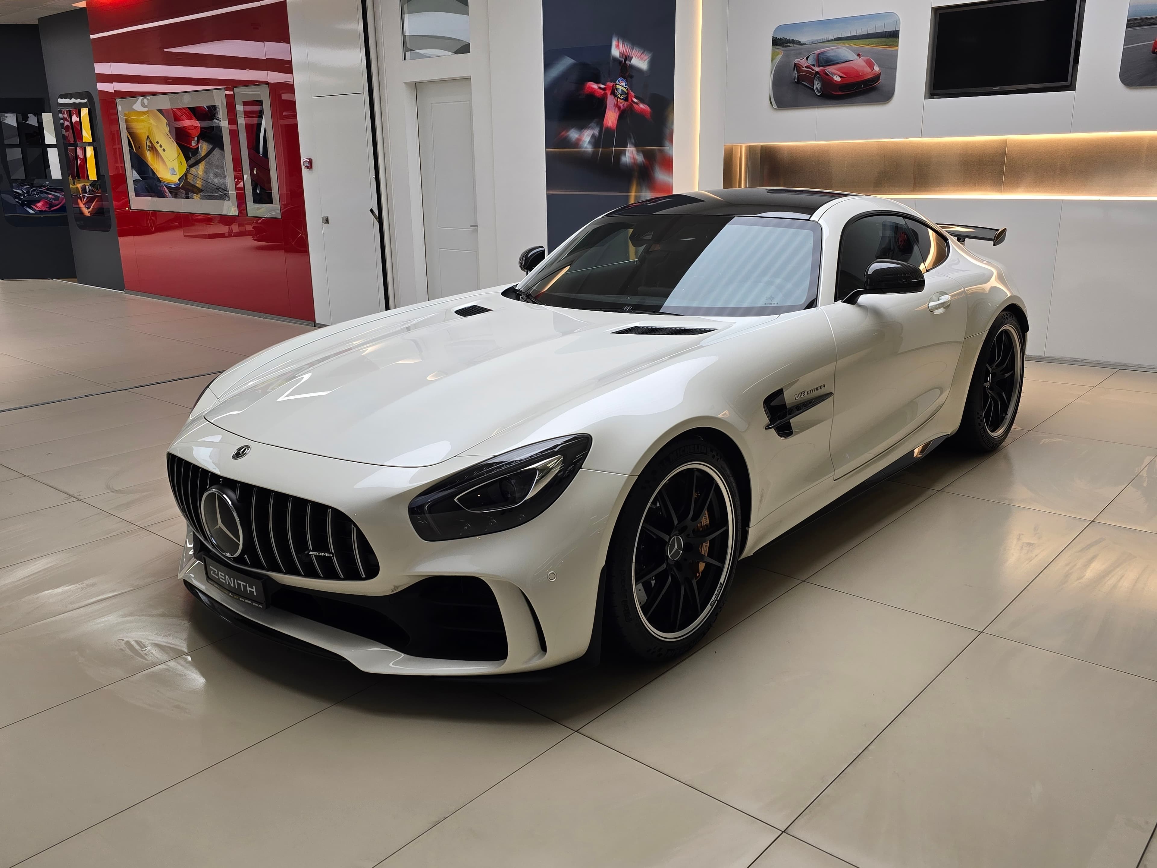 Mercedes-Benz GT