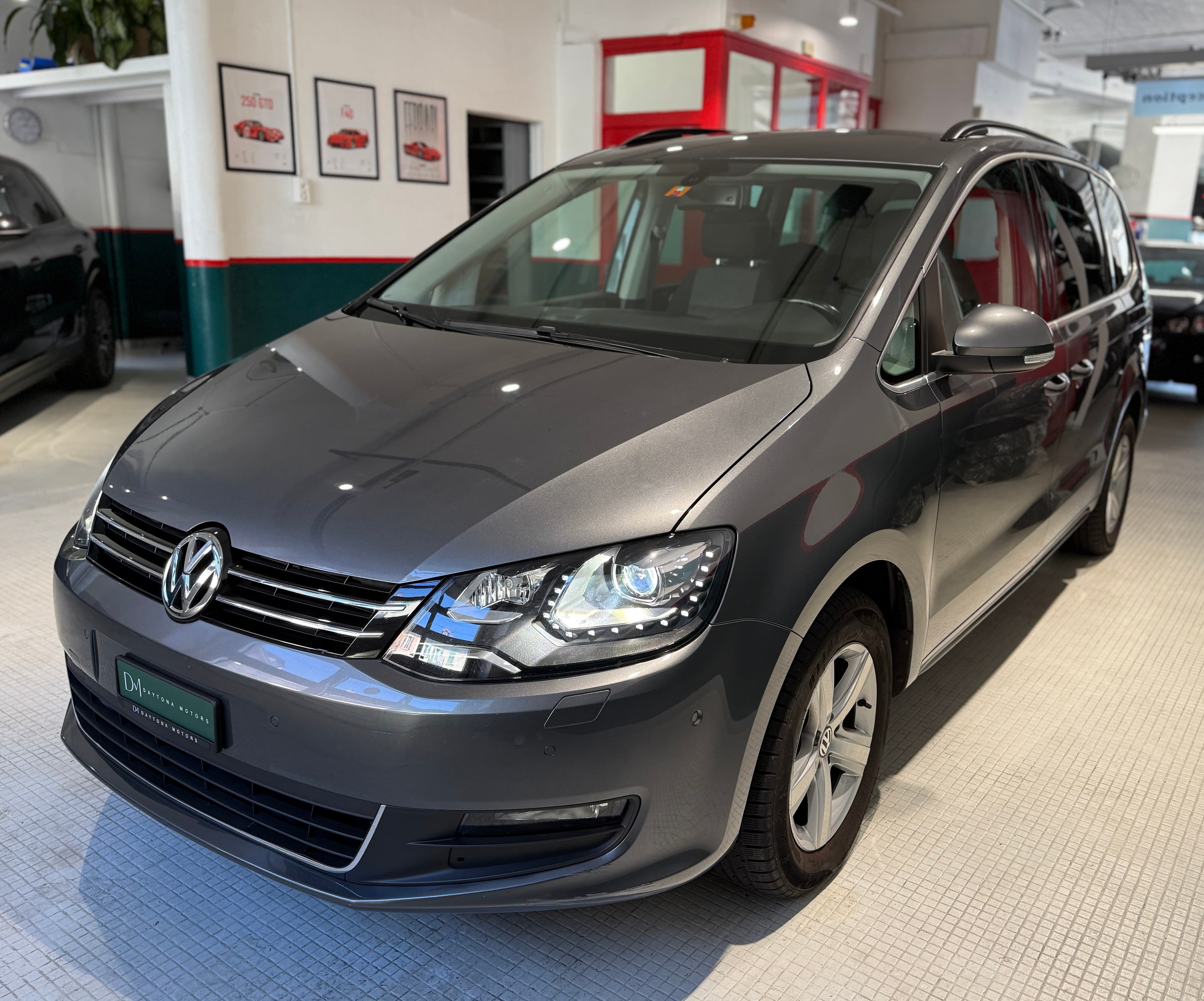 VW Sharan
