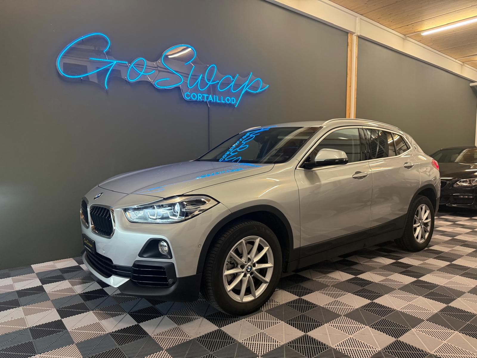 BMW X2
