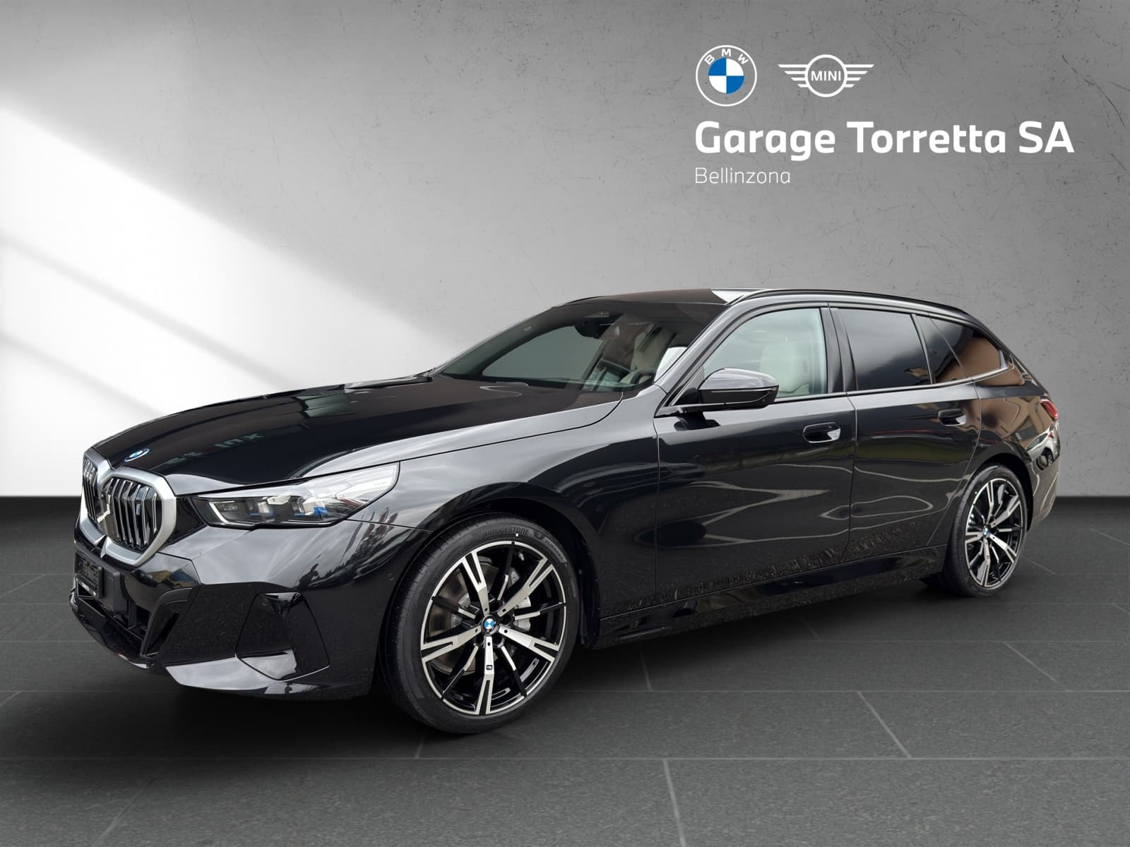 BMW i5