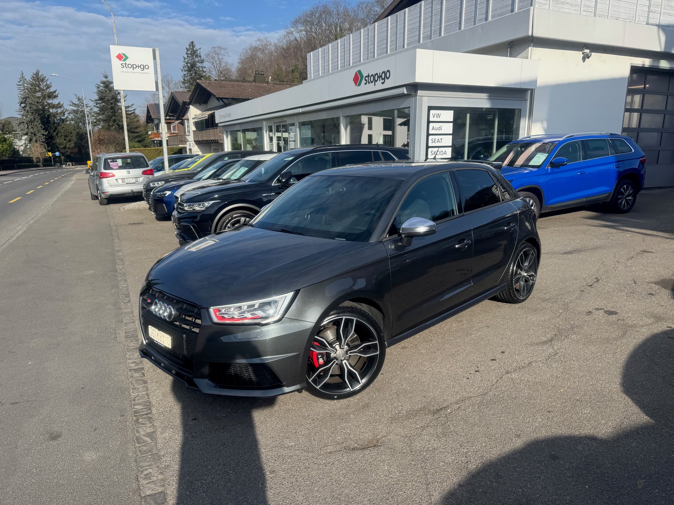 Audi S1