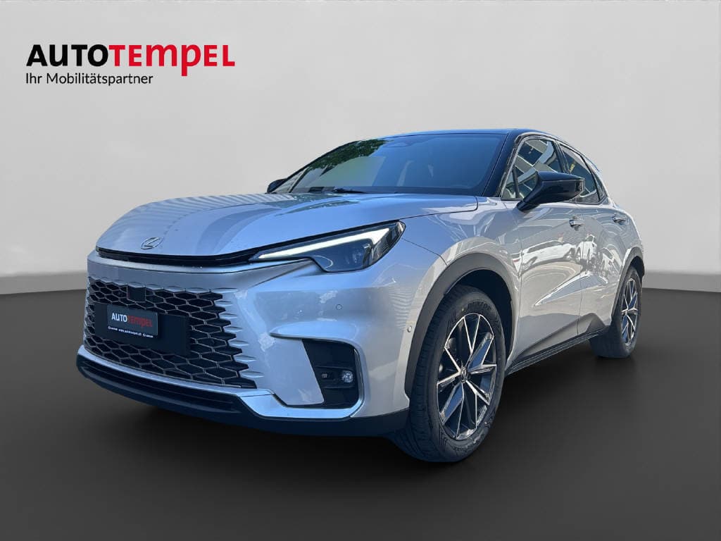 Lexus LBX