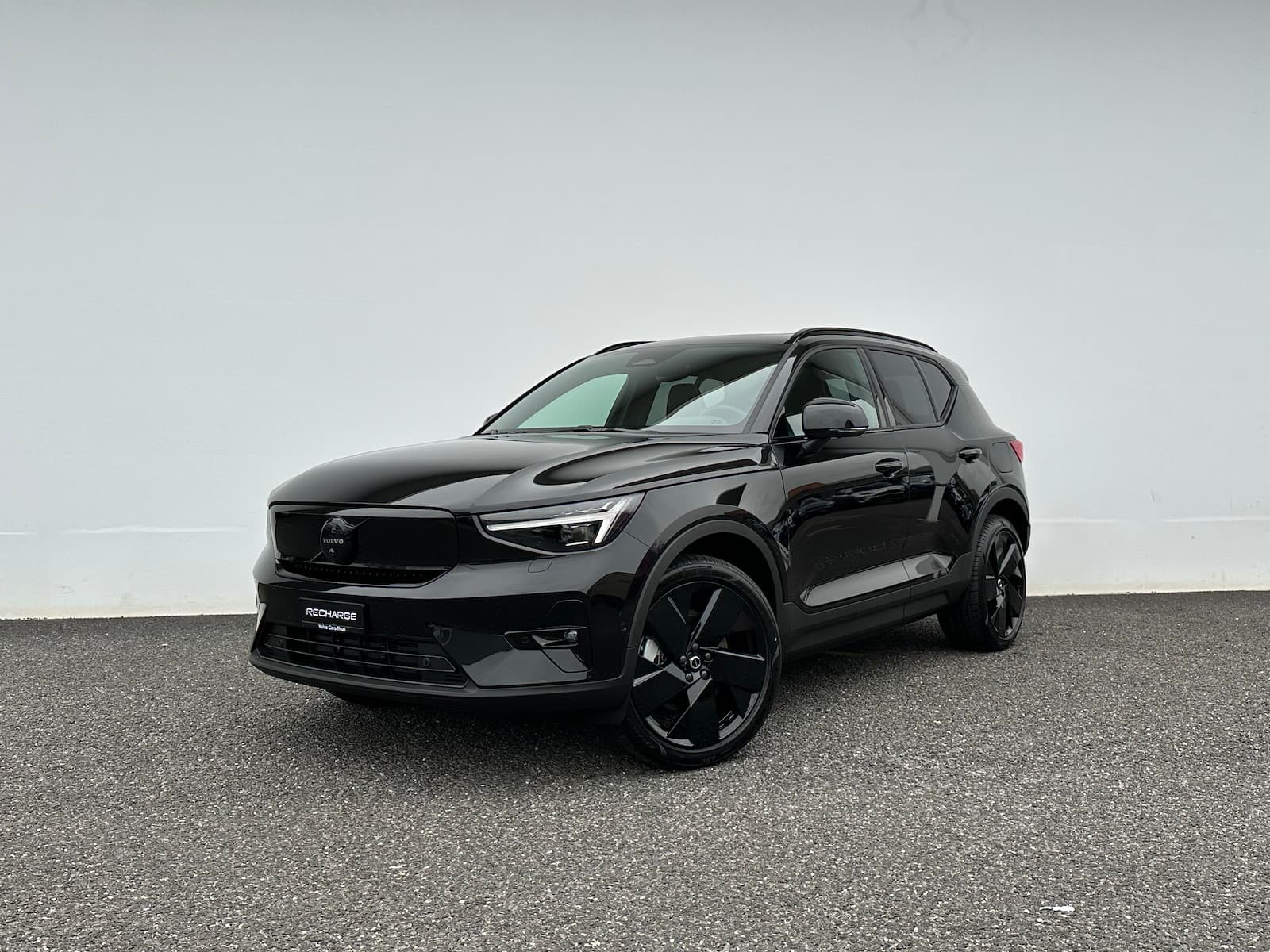 Volvo EX40