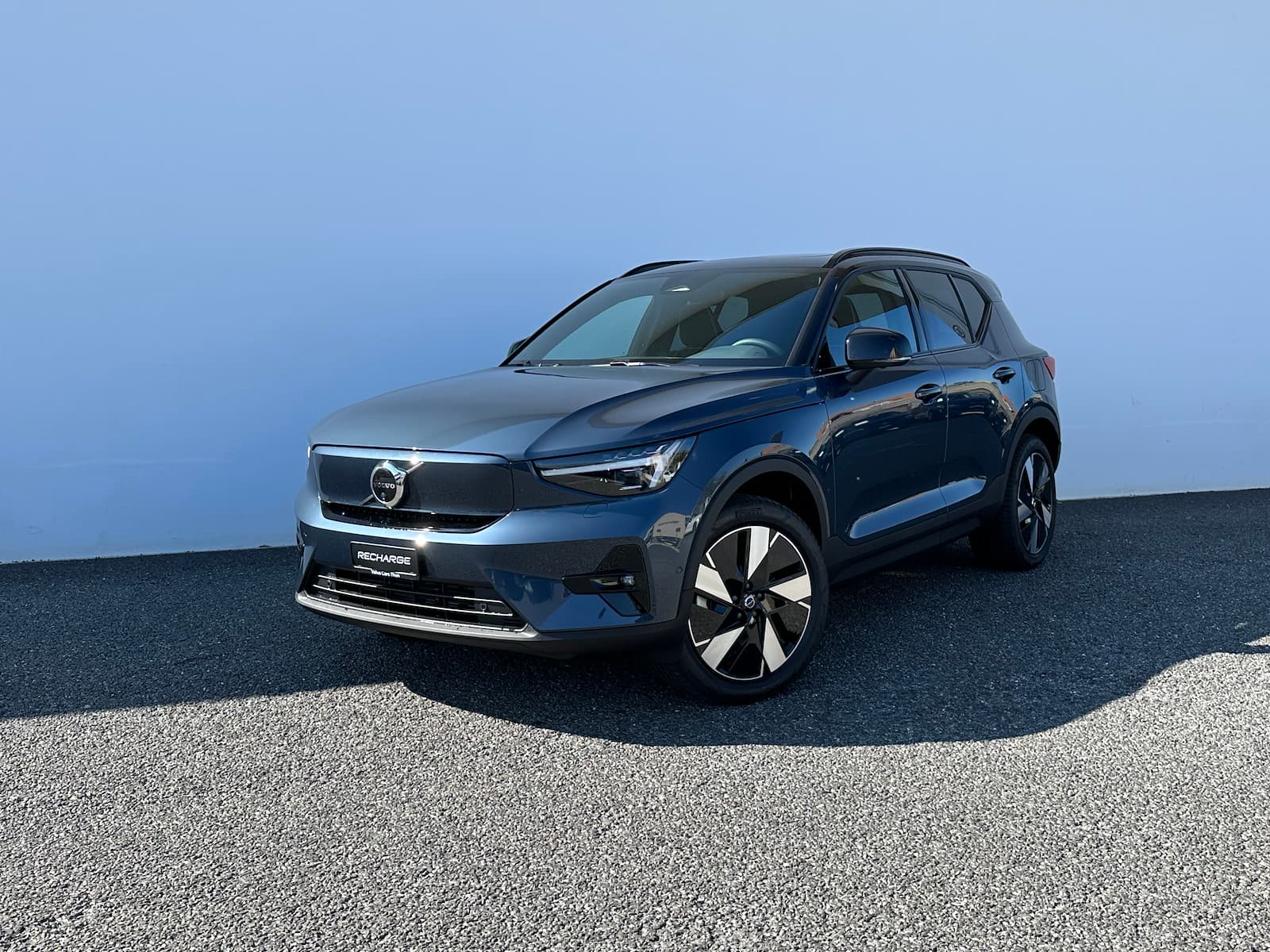 Volvo EX40