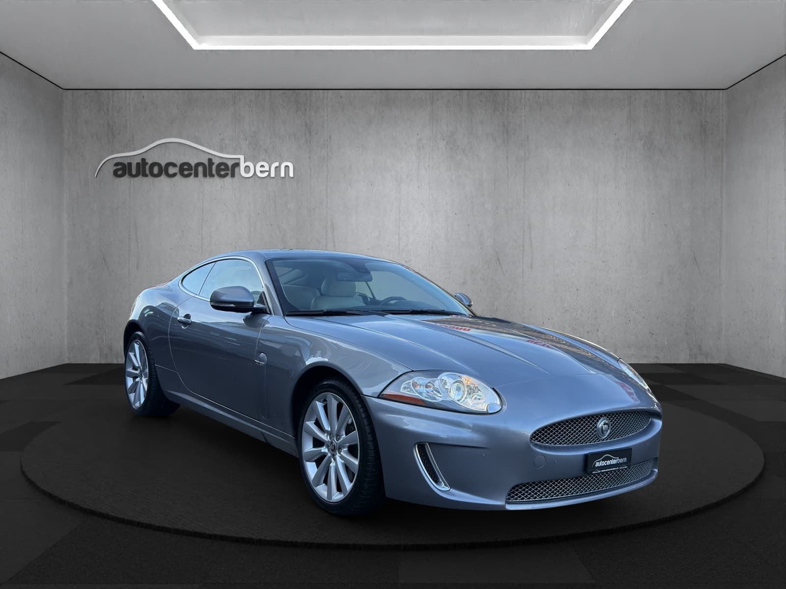 Jaguar XK