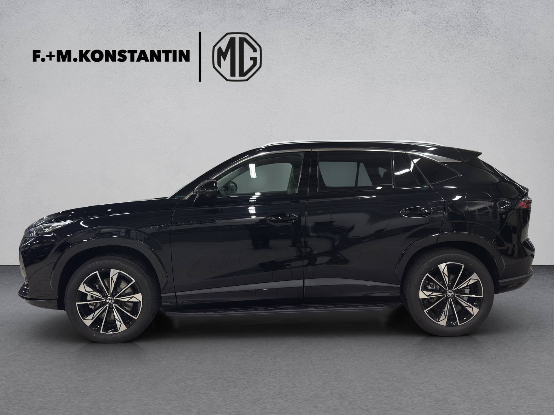 MG HS