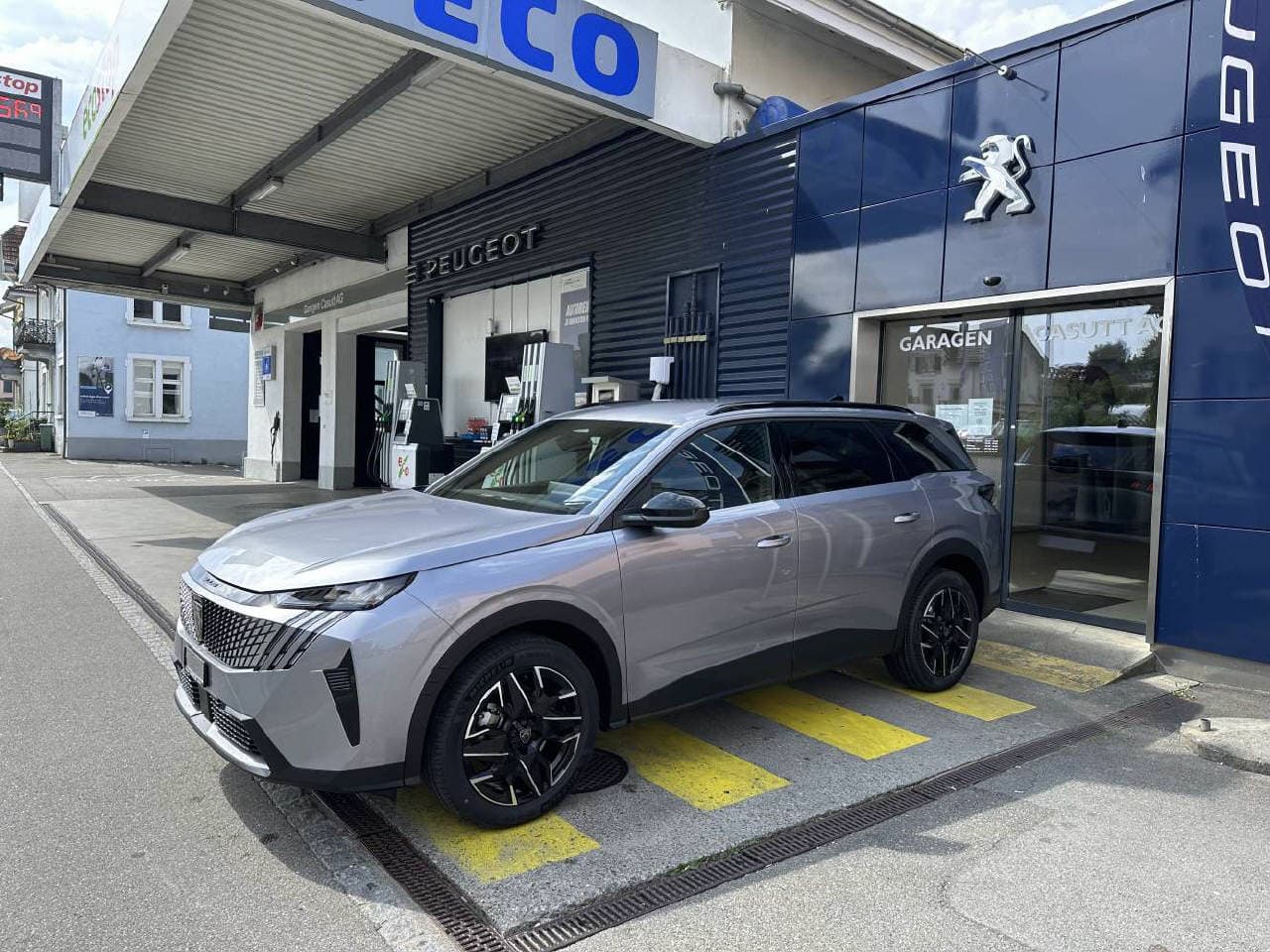 Peugeot 5008