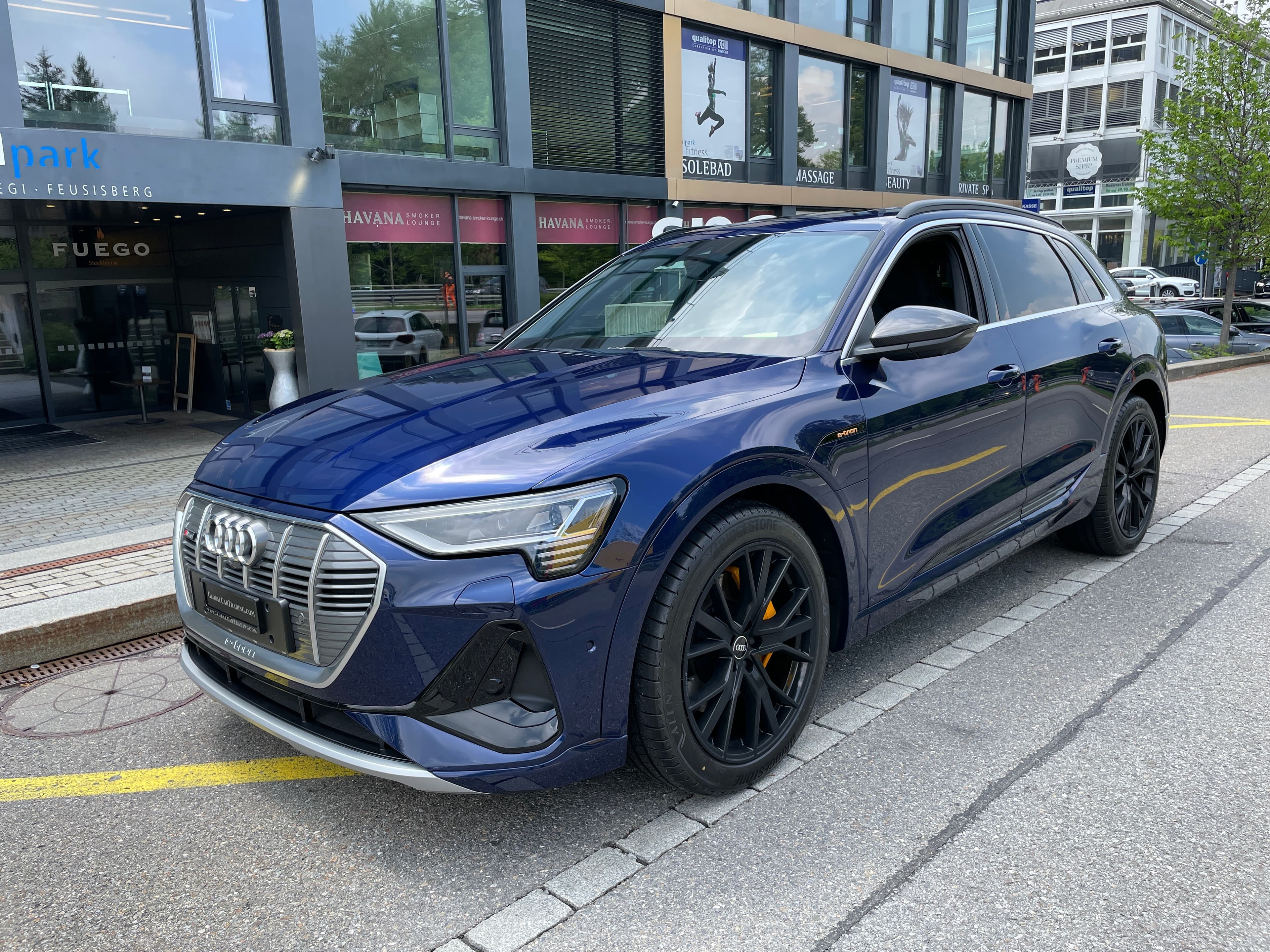 Audi e-tron
