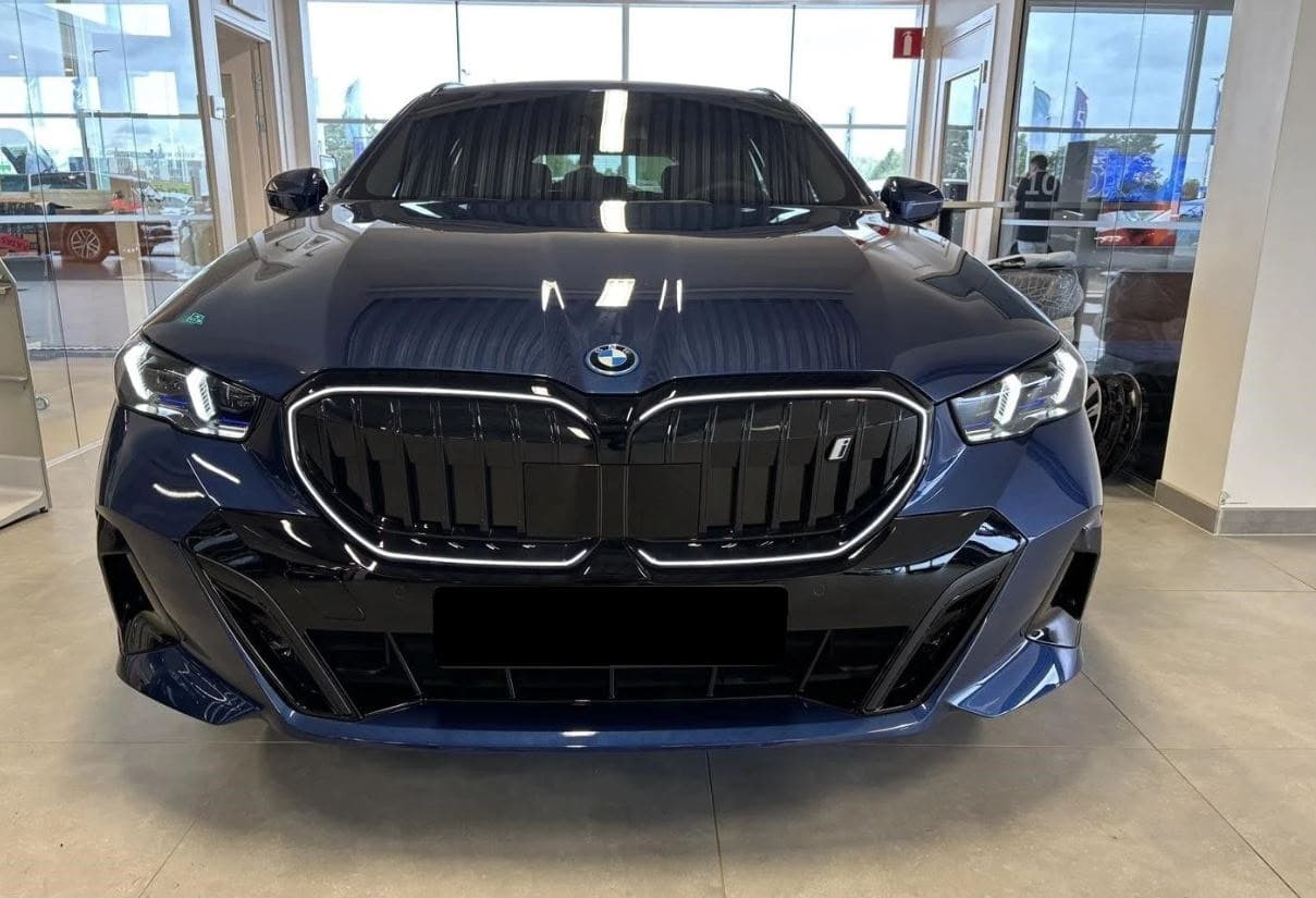 BMW i5
