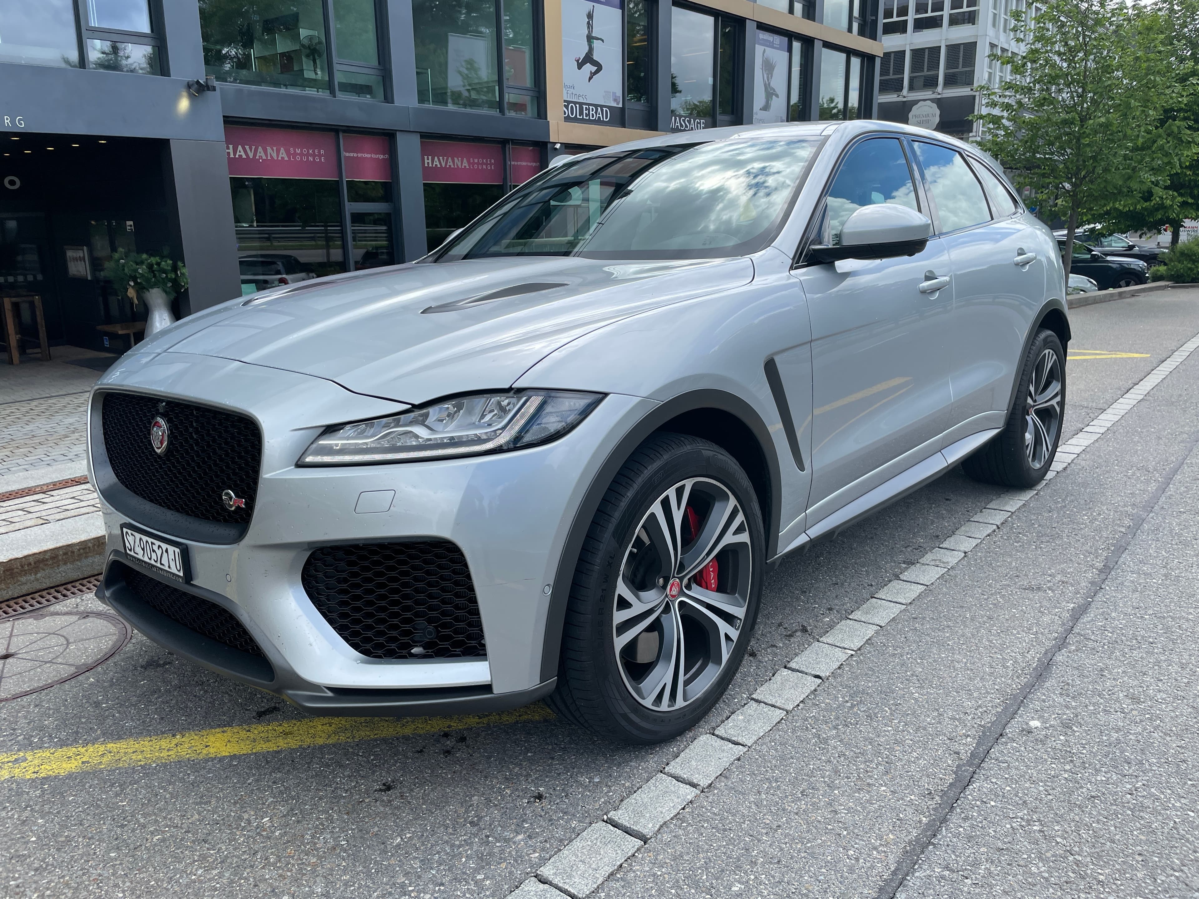 Jaguar F-Pace