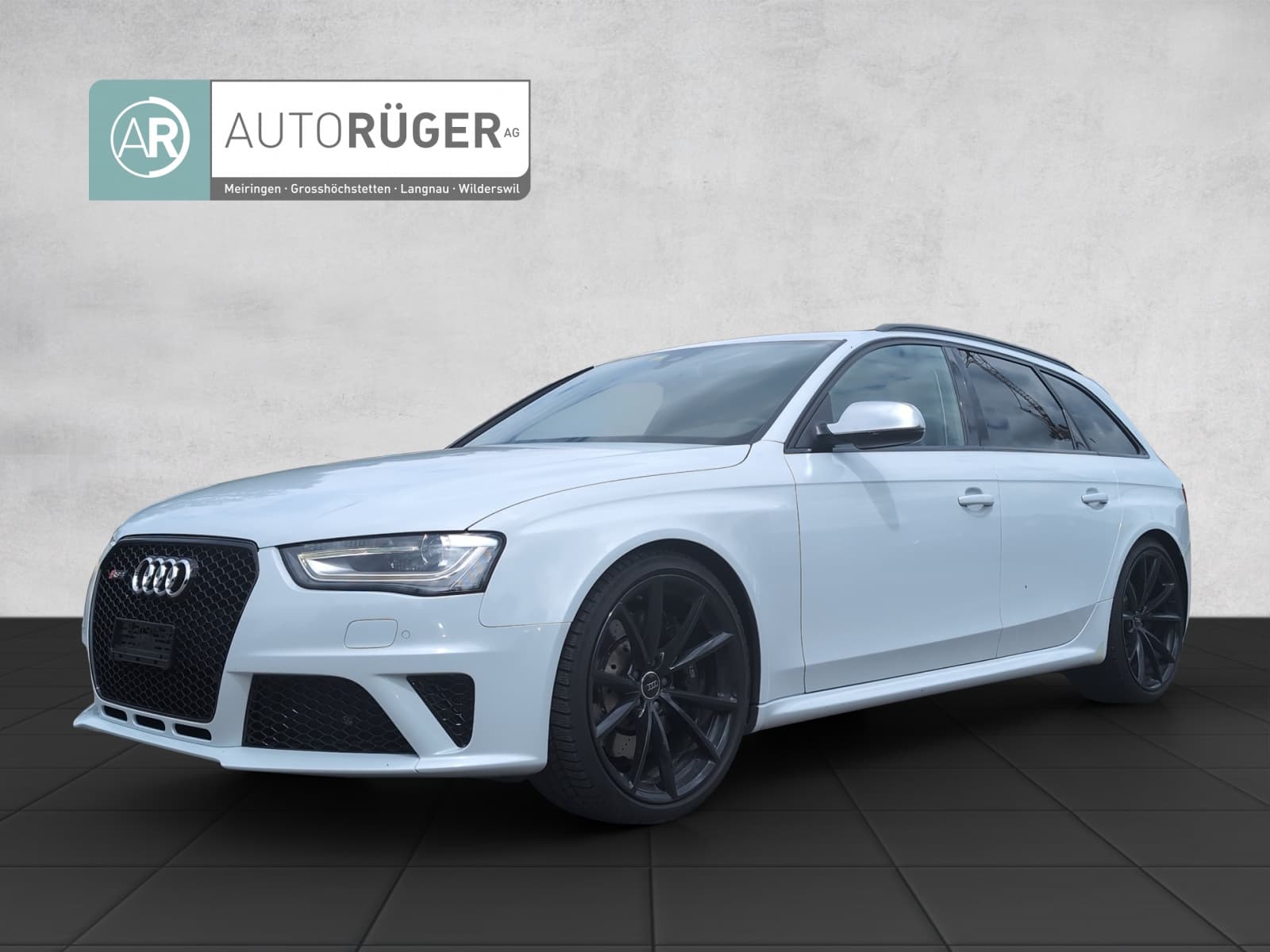 Audi S4 / RS4