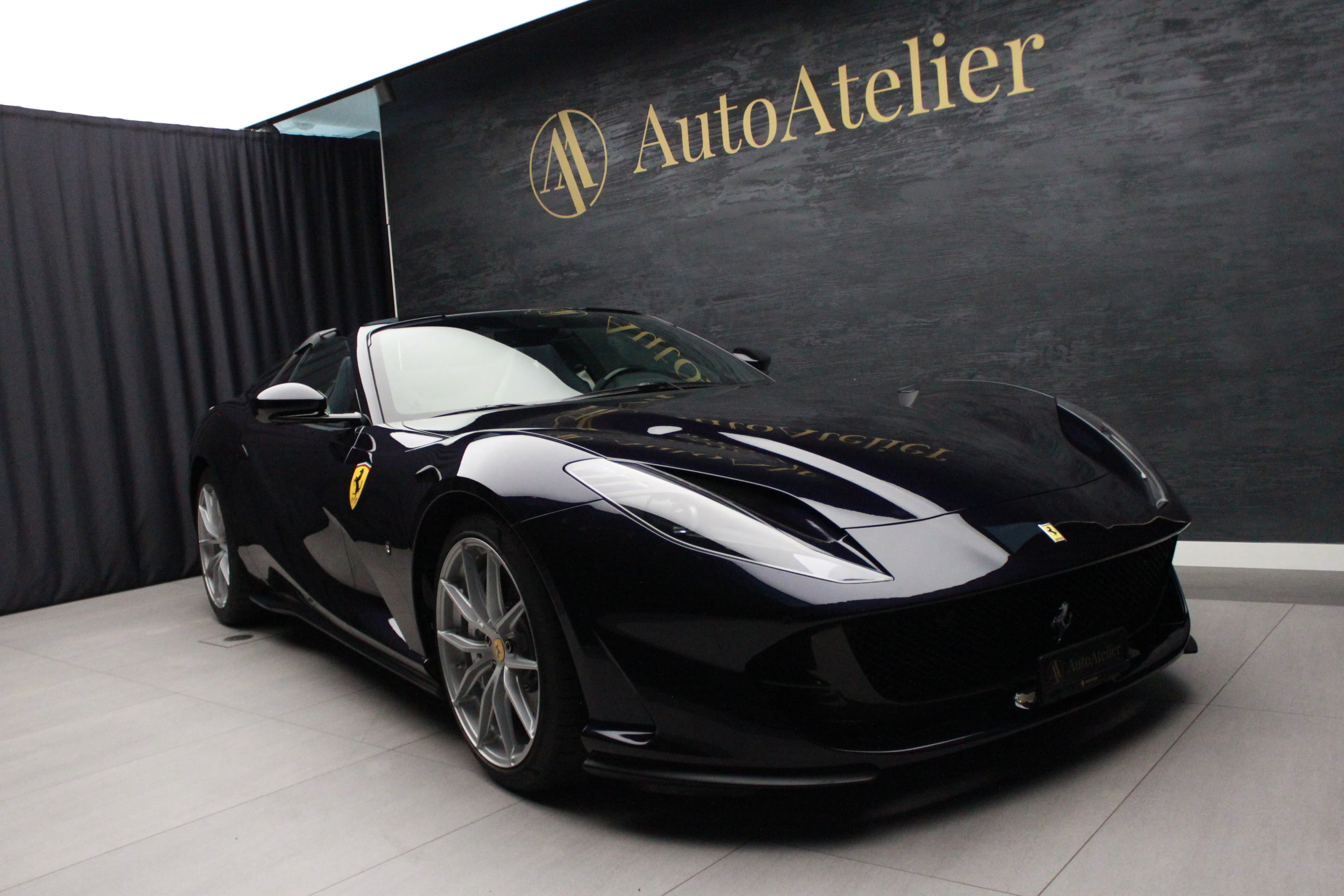 Ferrari 812