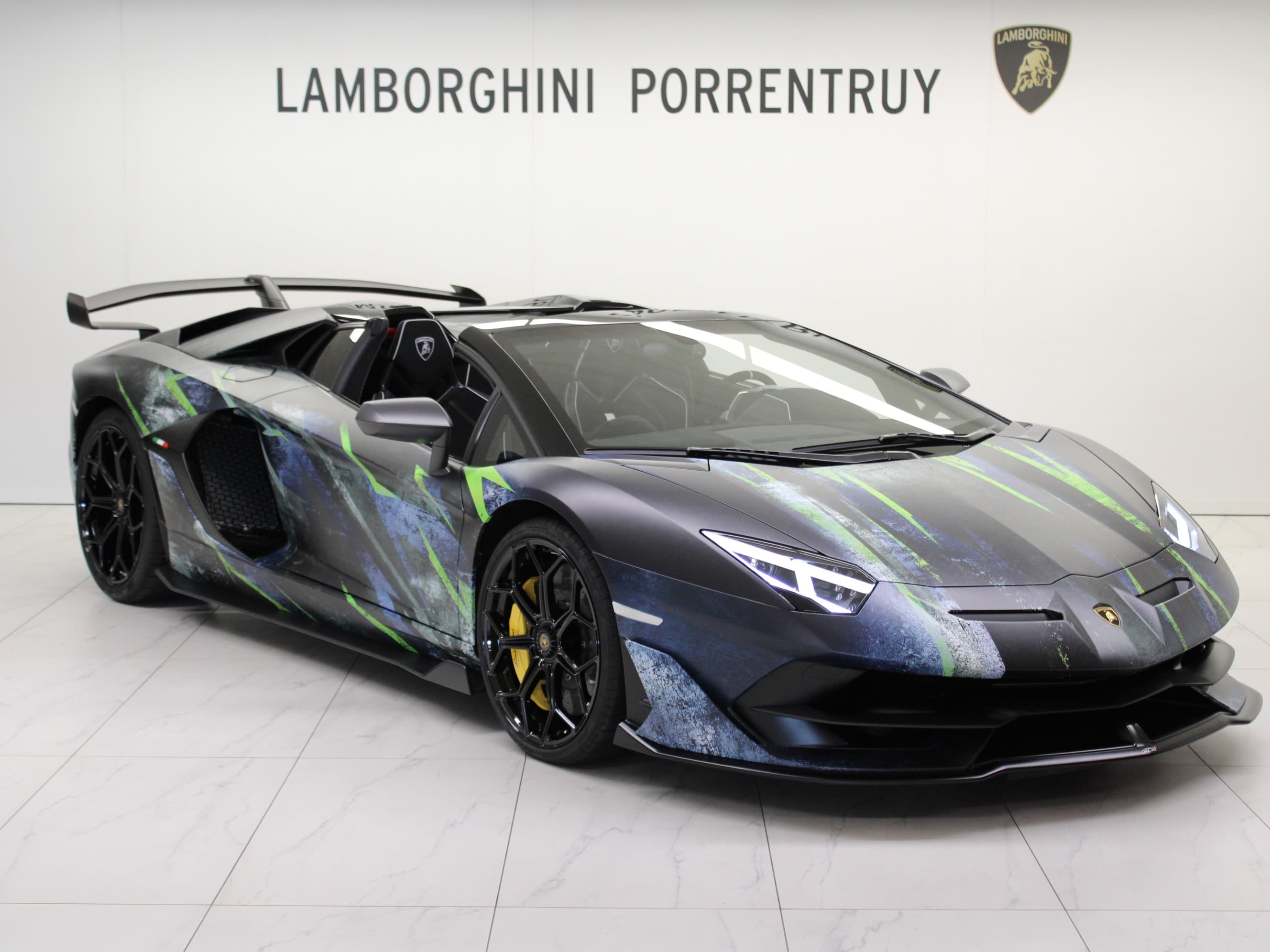 Lamborghini Aventador