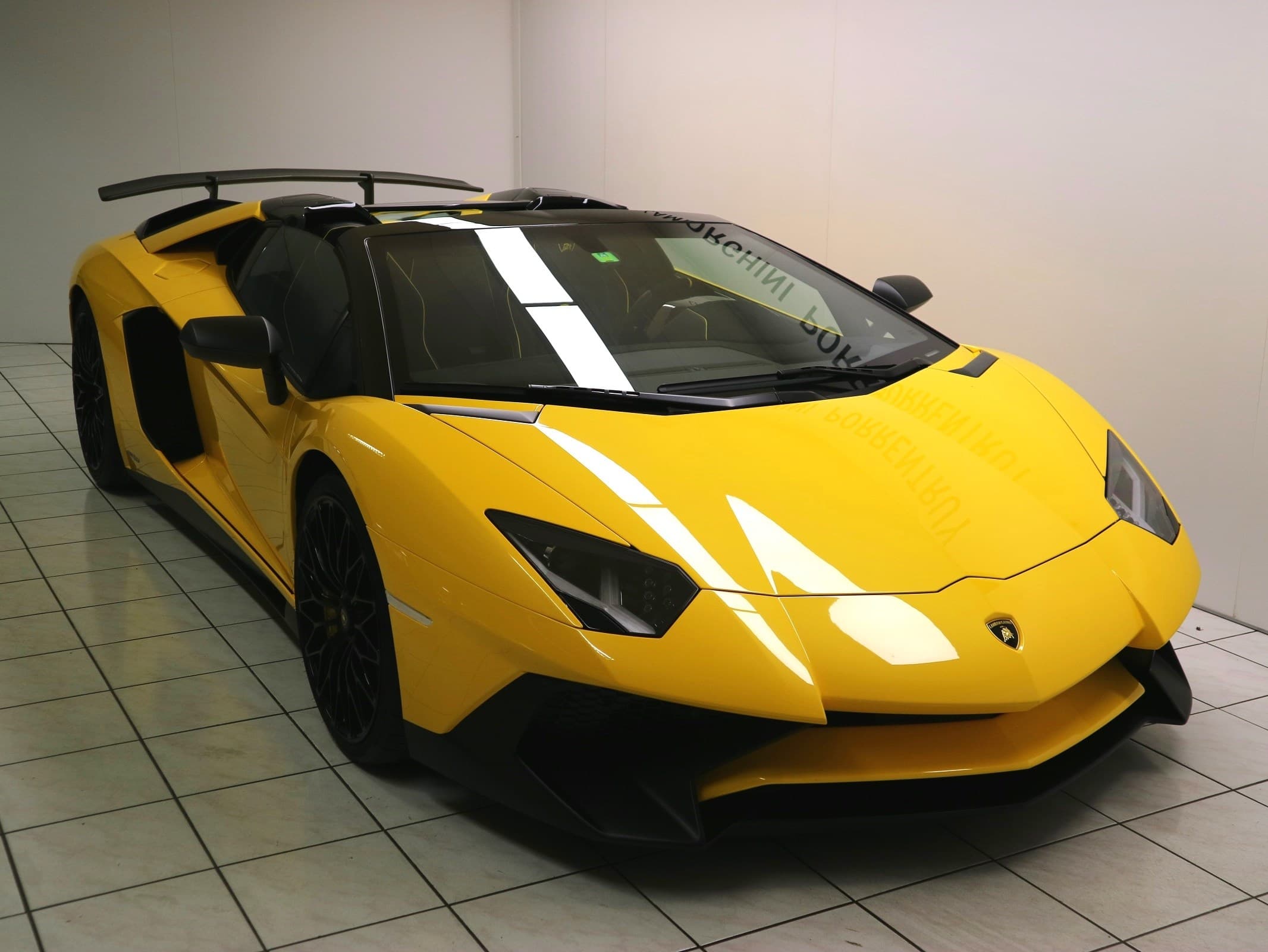 Lamborghini Aventador
