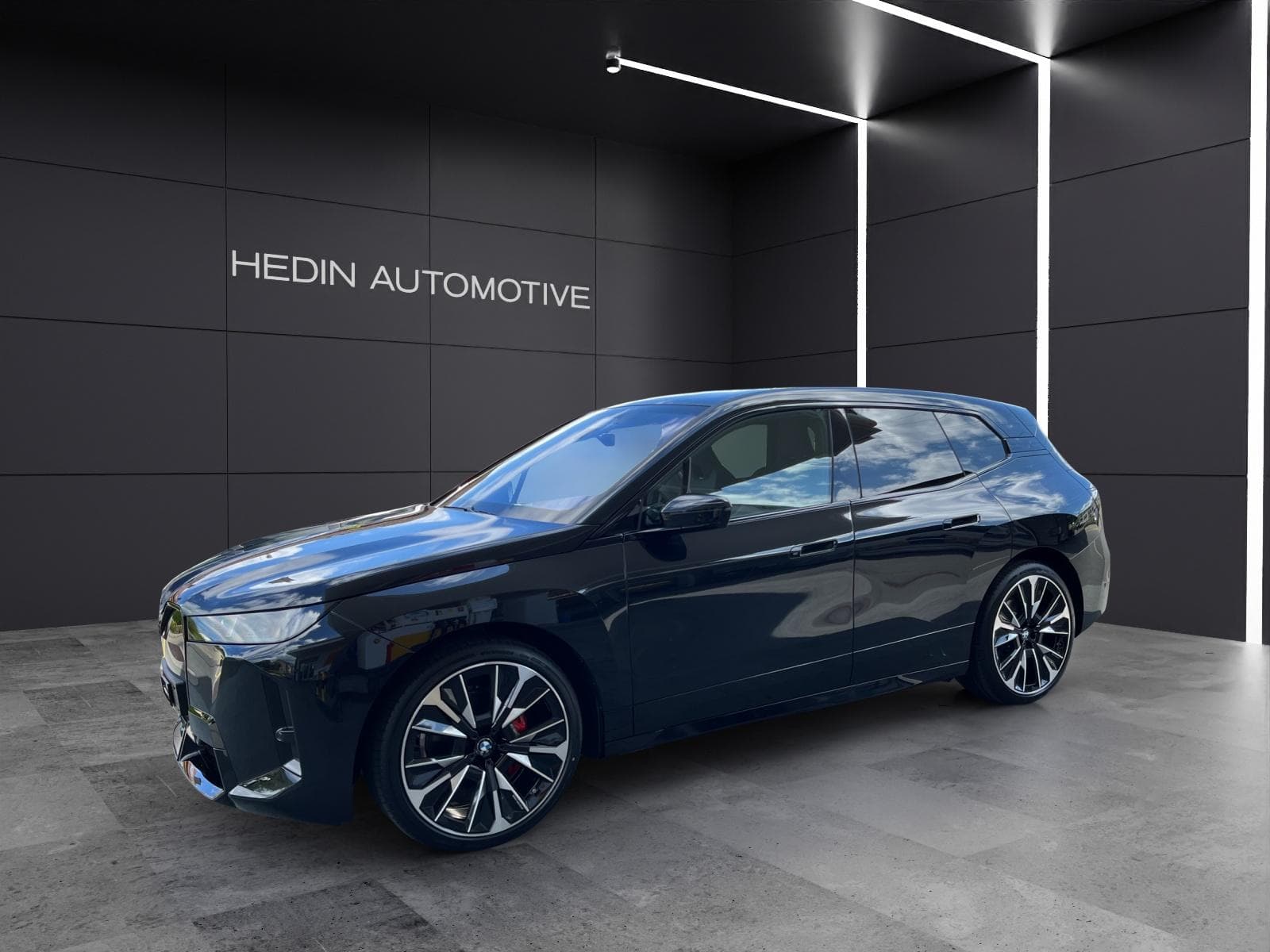 BMW iX
