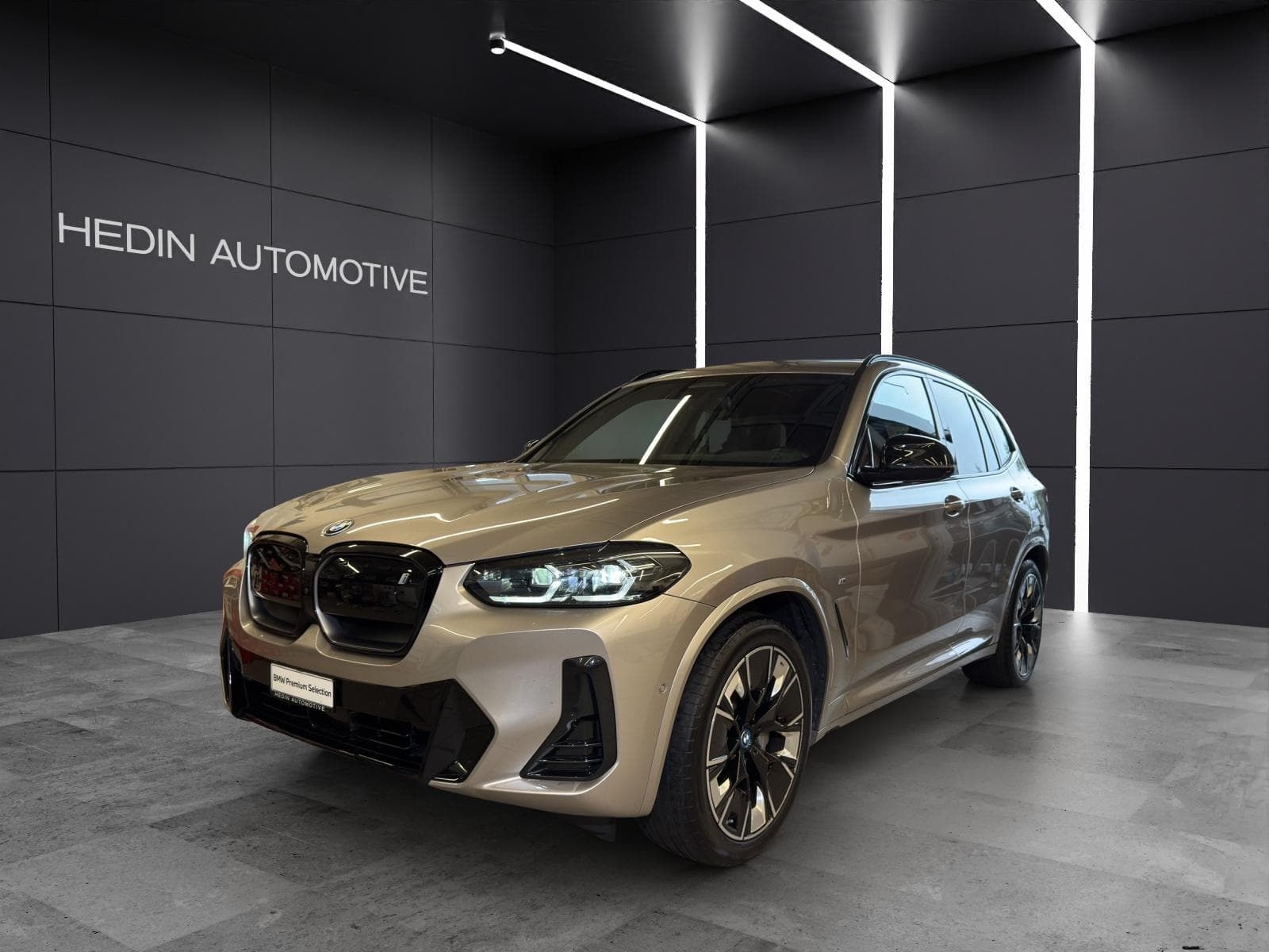 BMW iX3