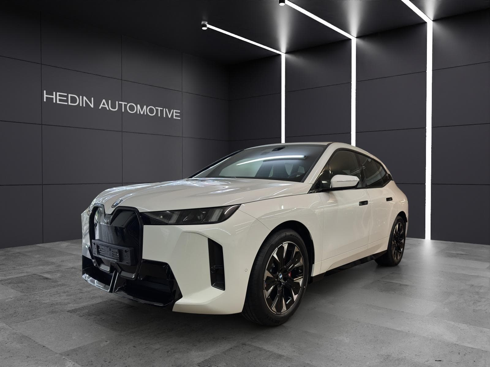 BMW iX