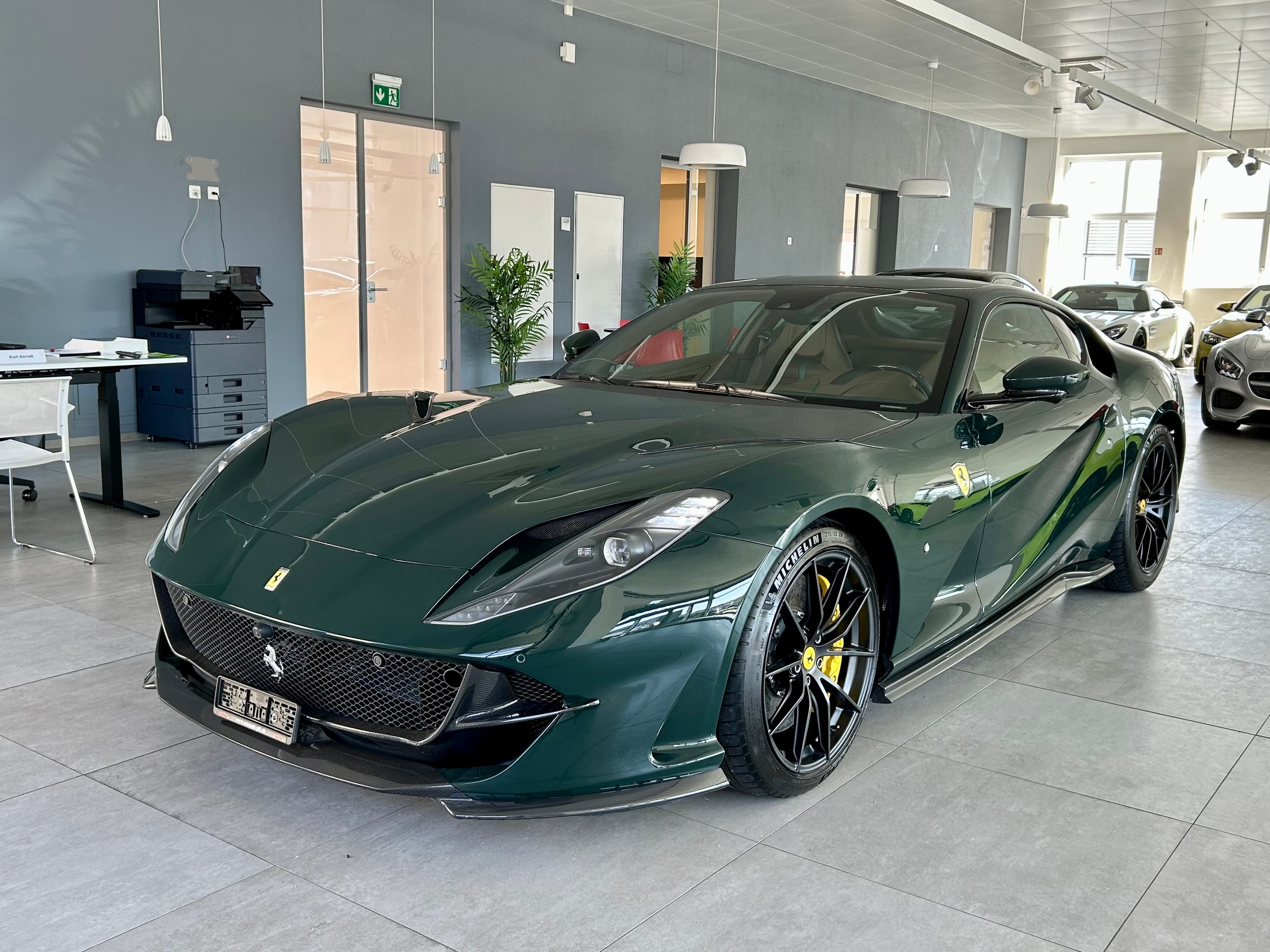 Ferrari 812