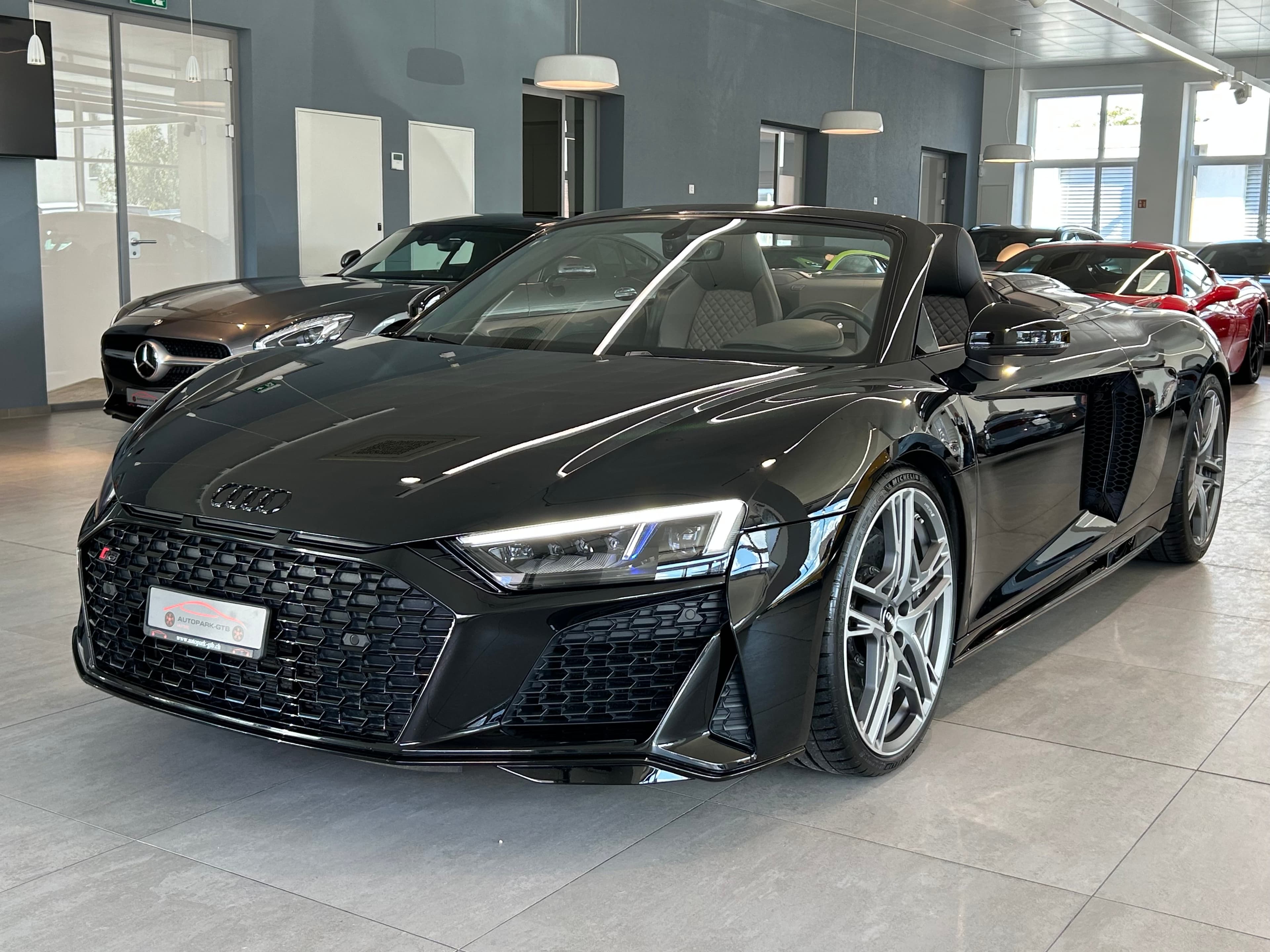Audi R8
