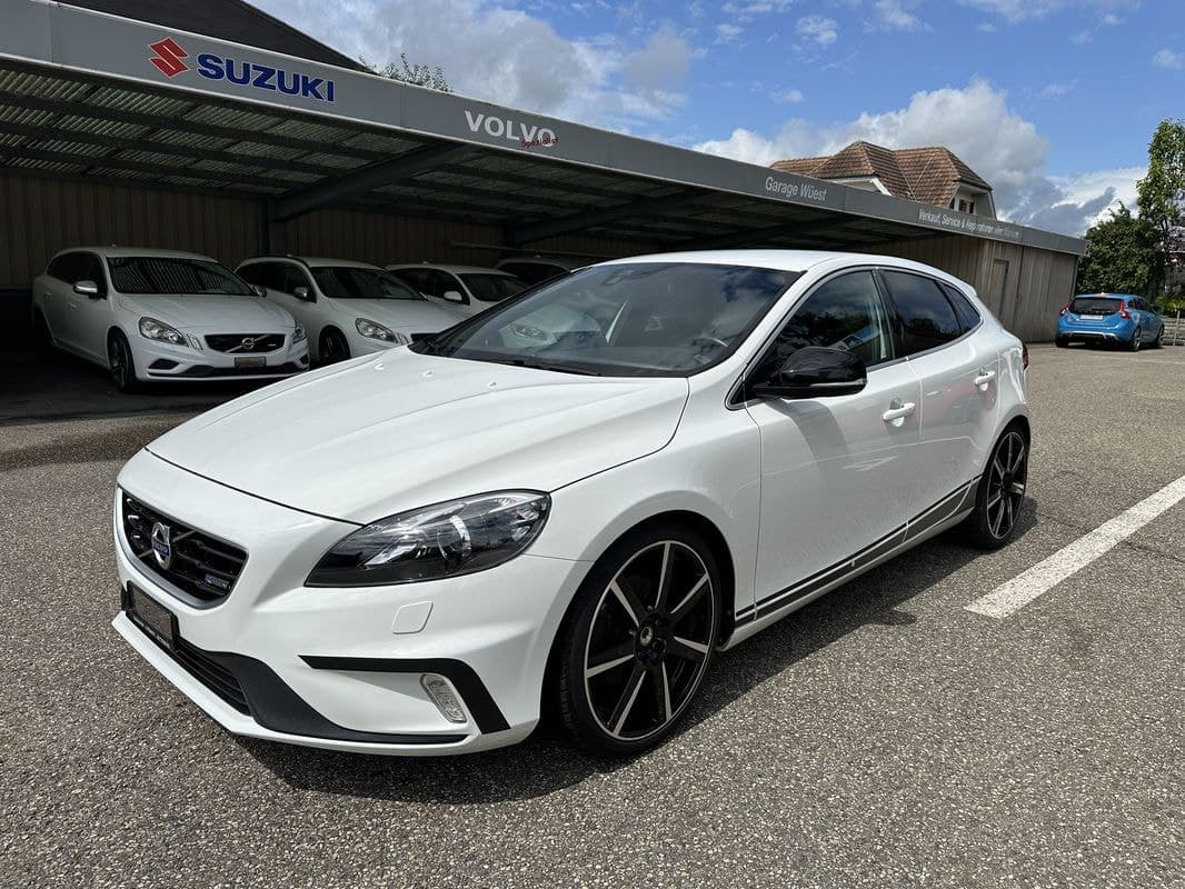 Volvo V40