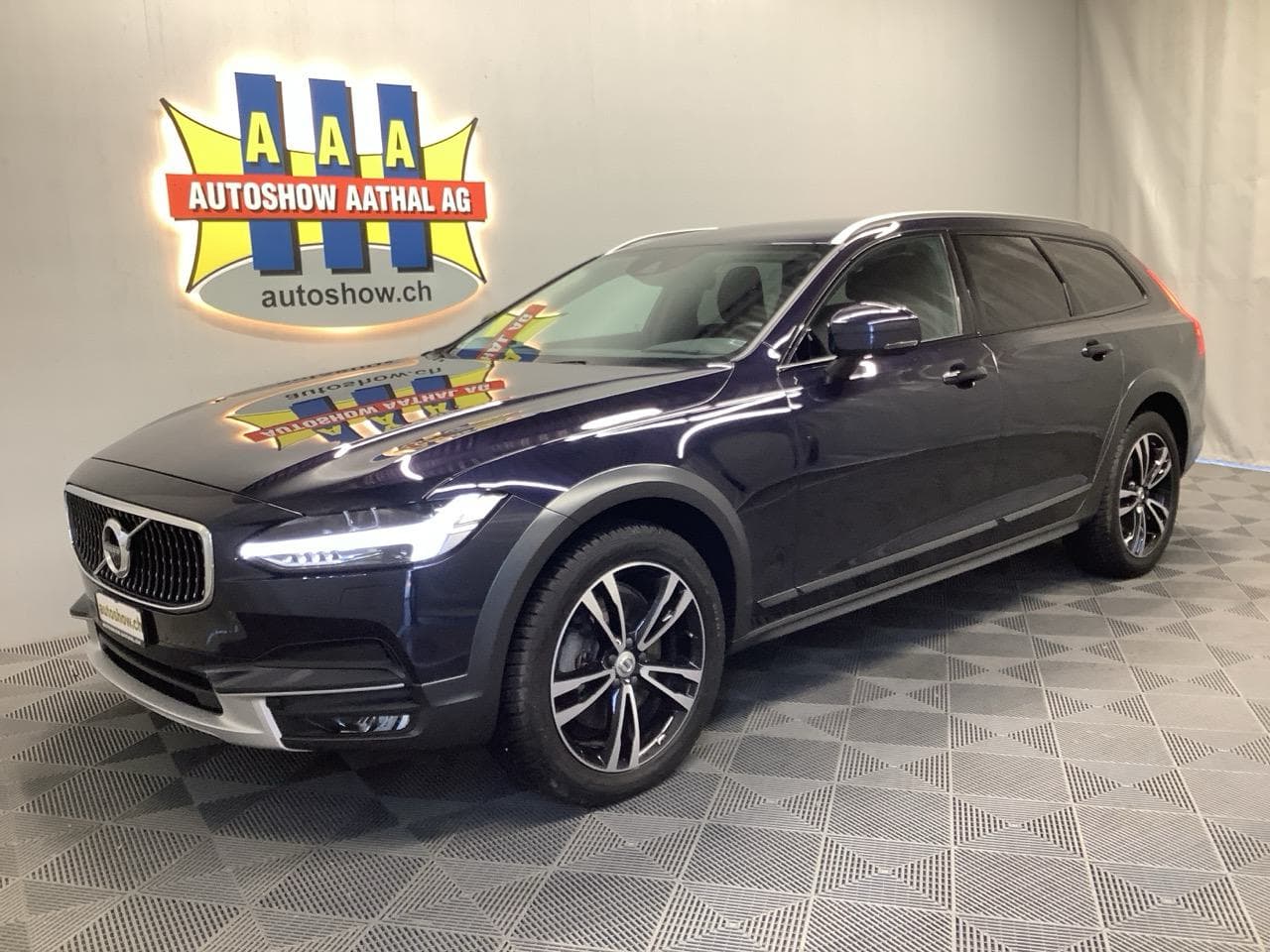 Volvo V90