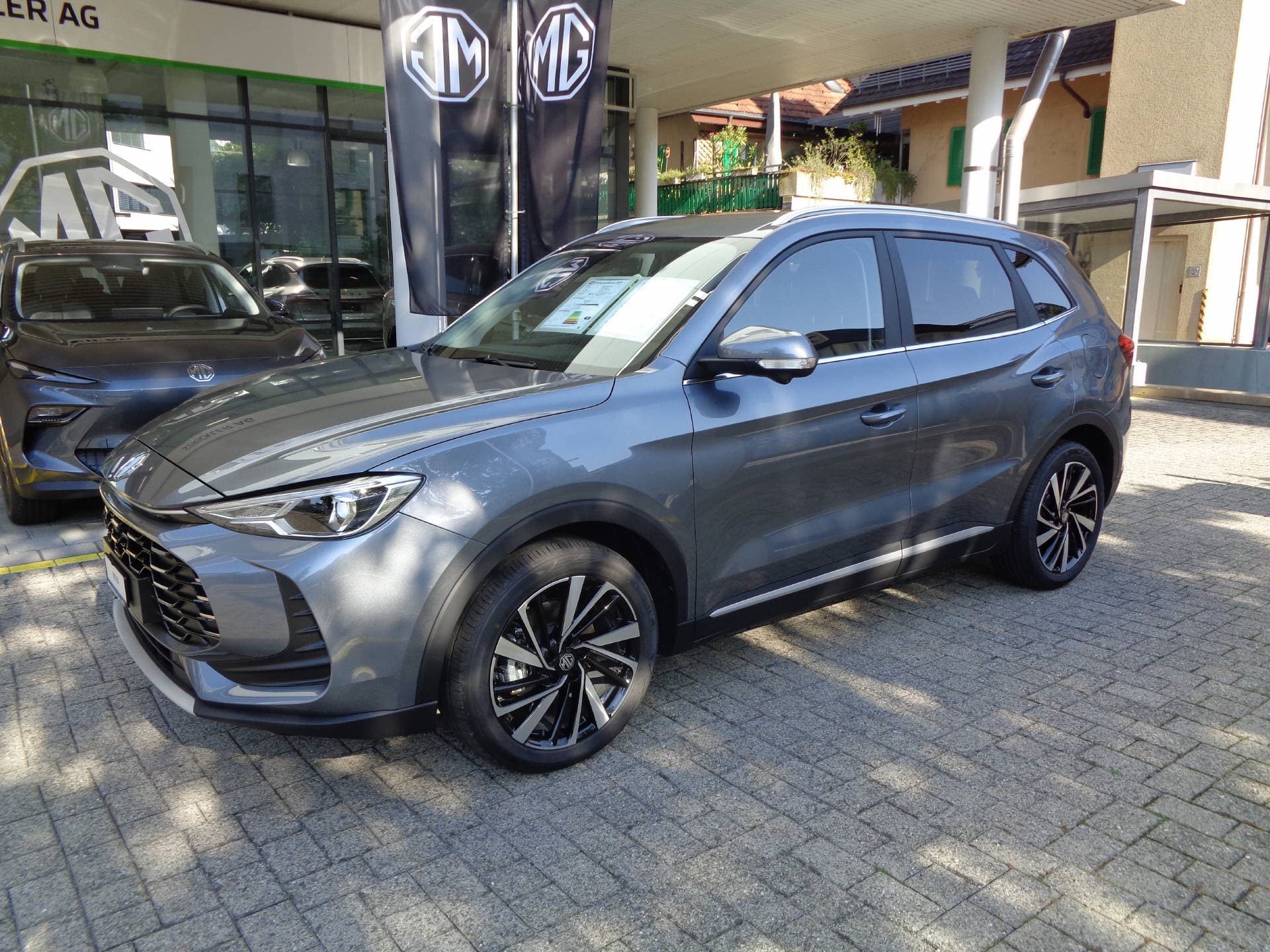 MG ZS