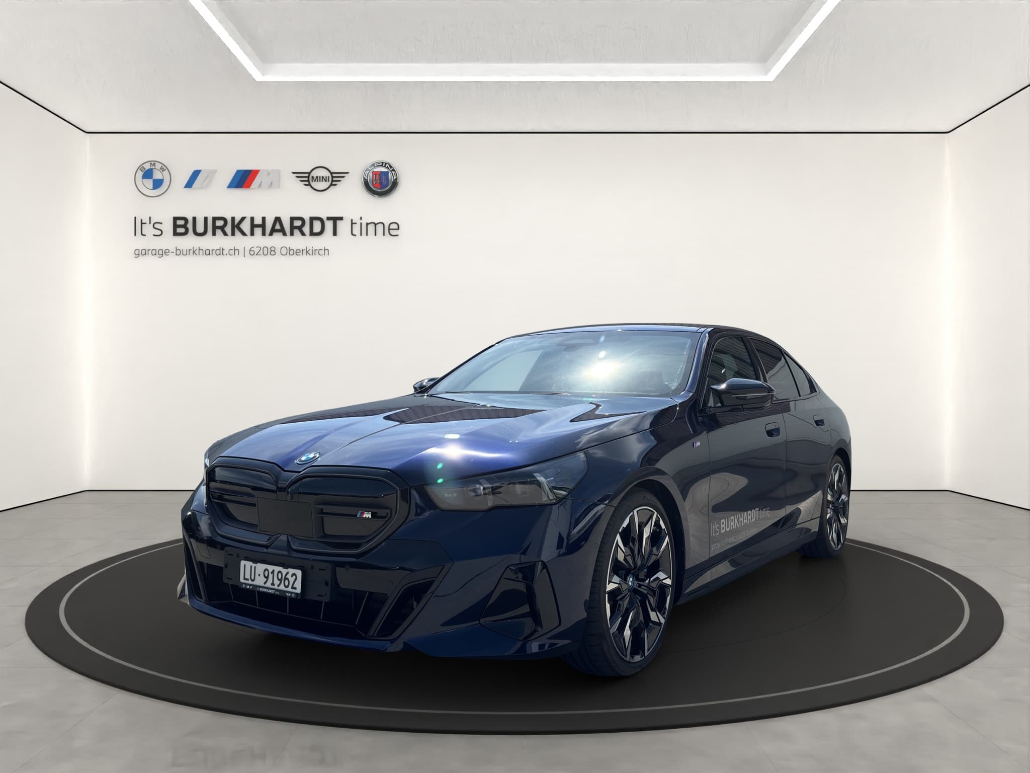 BMW i5