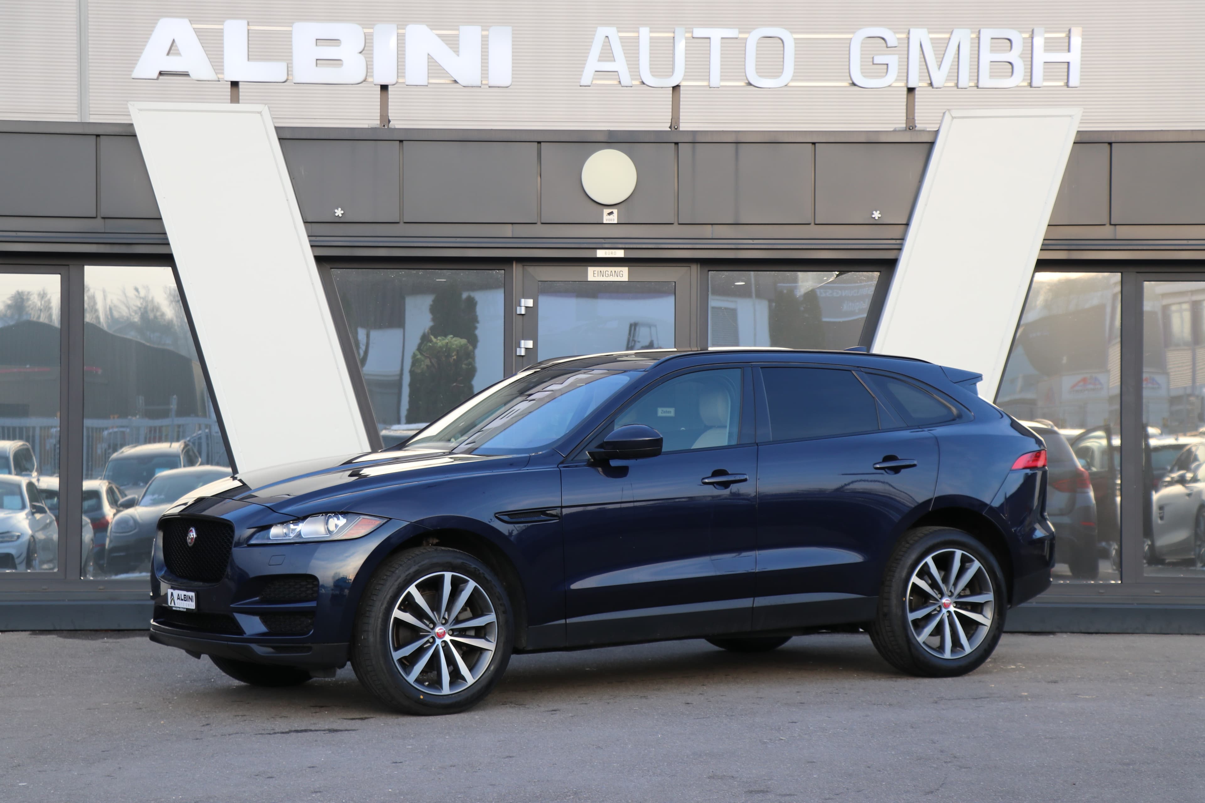 Jaguar F-Pace