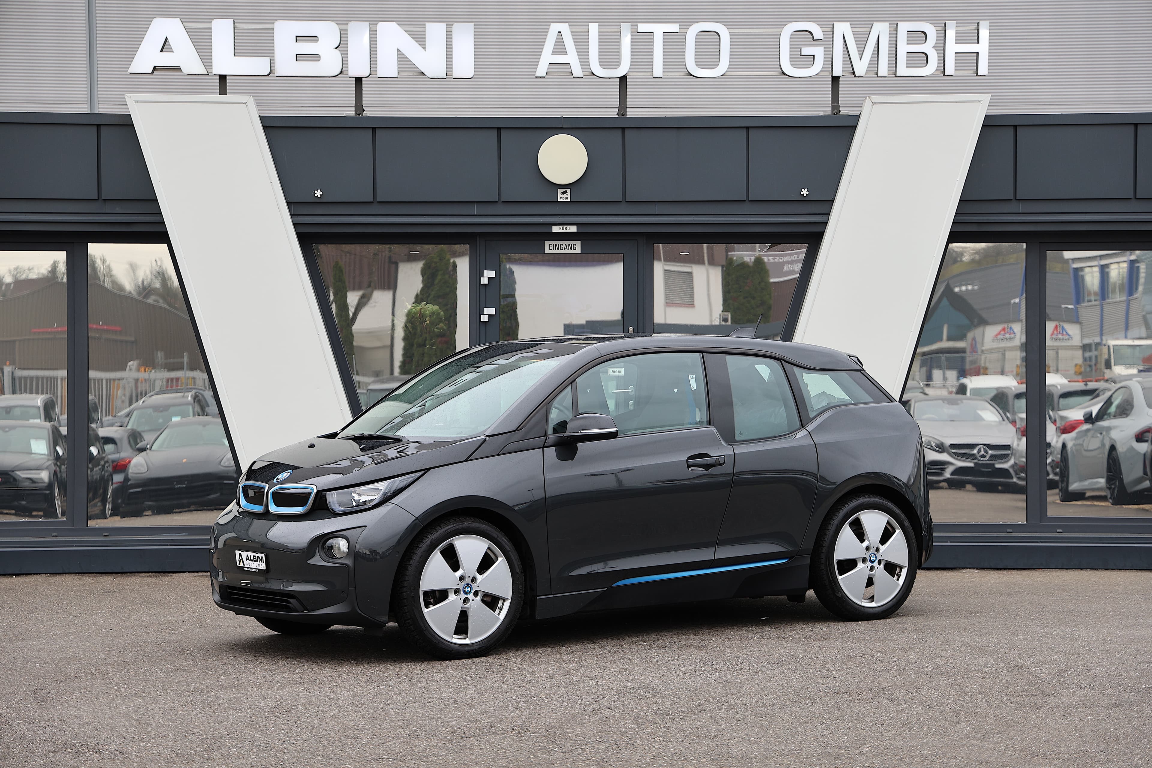 BMW i3