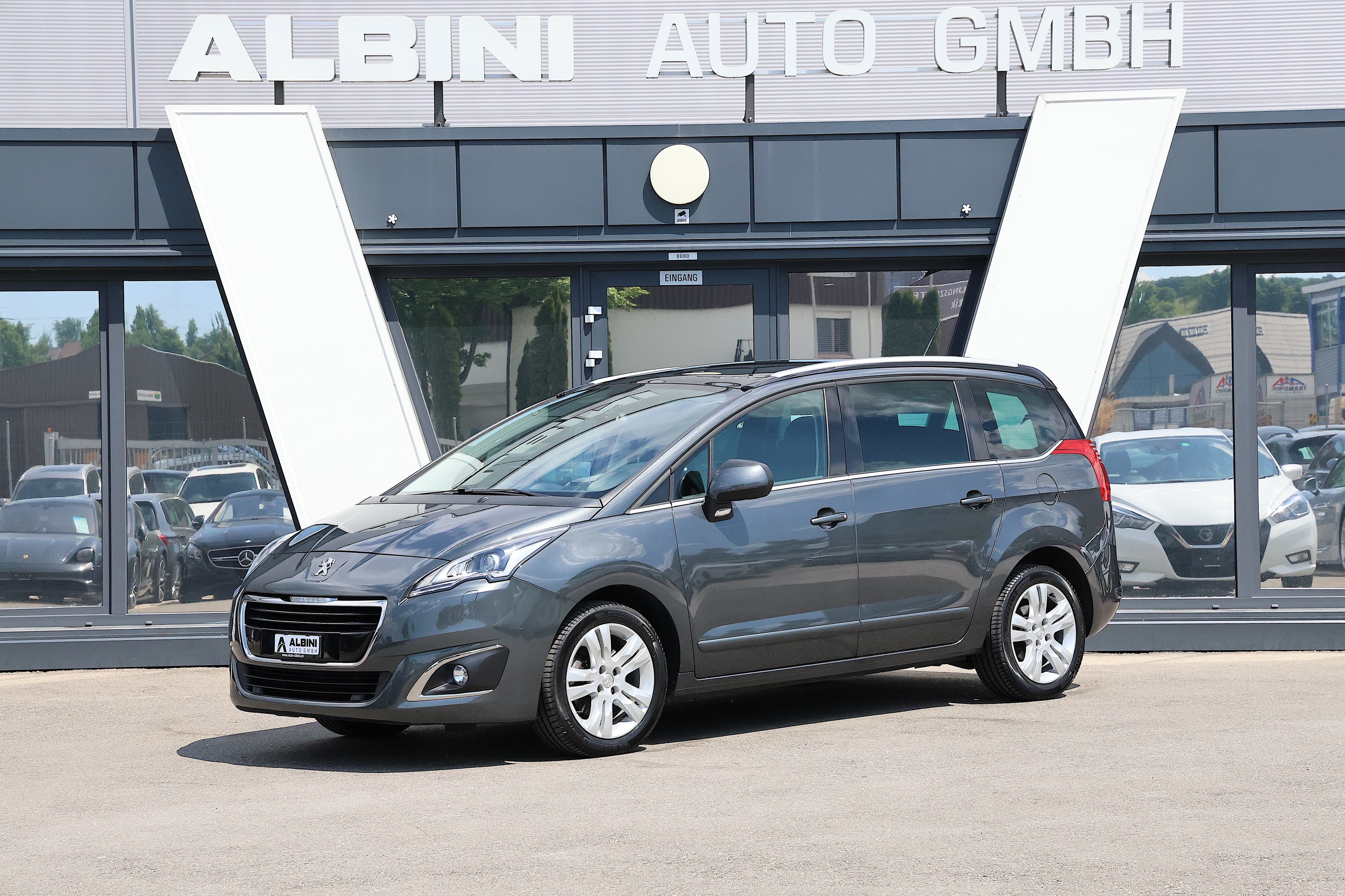 Peugeot 5008