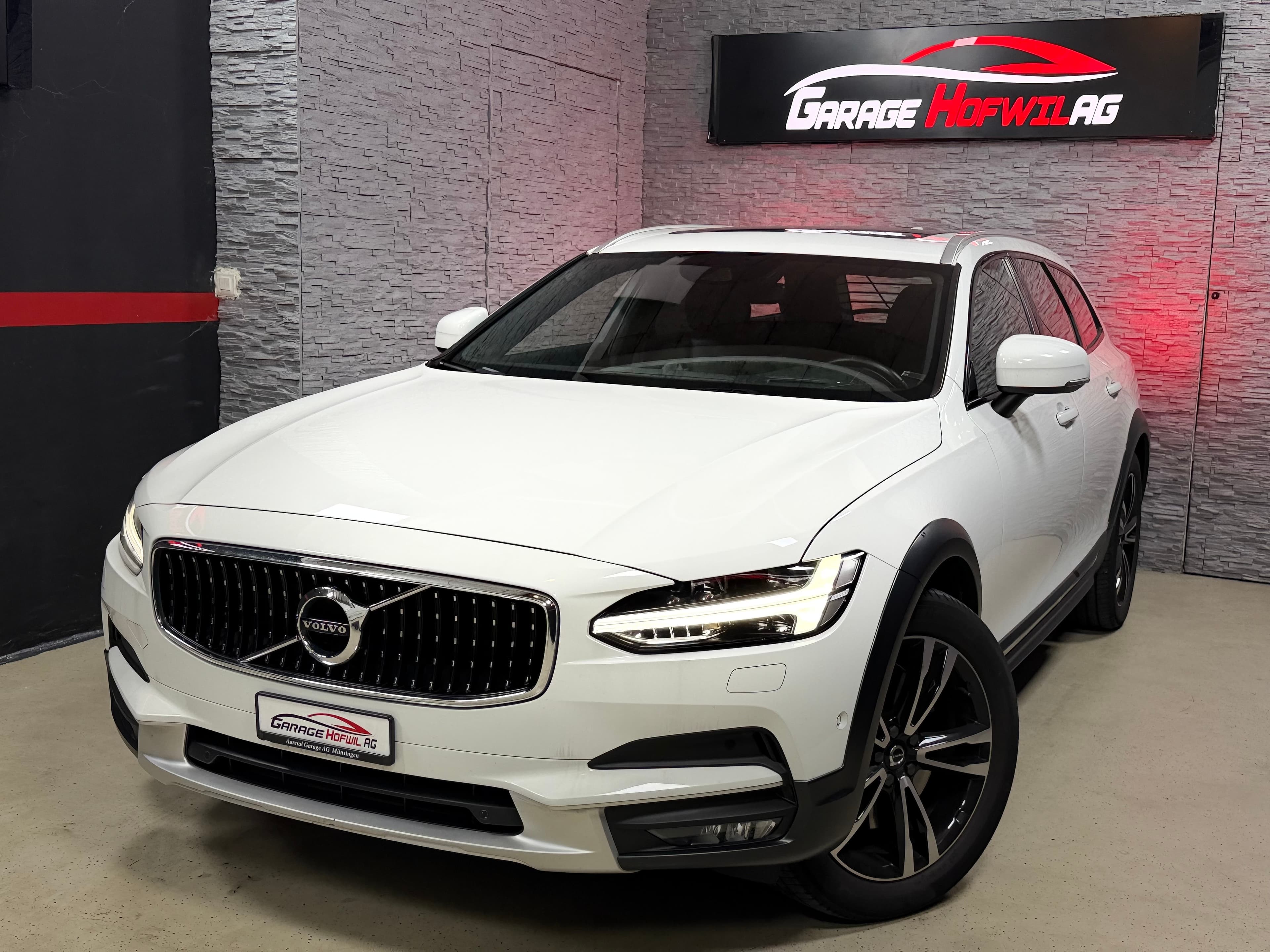 Volvo V90