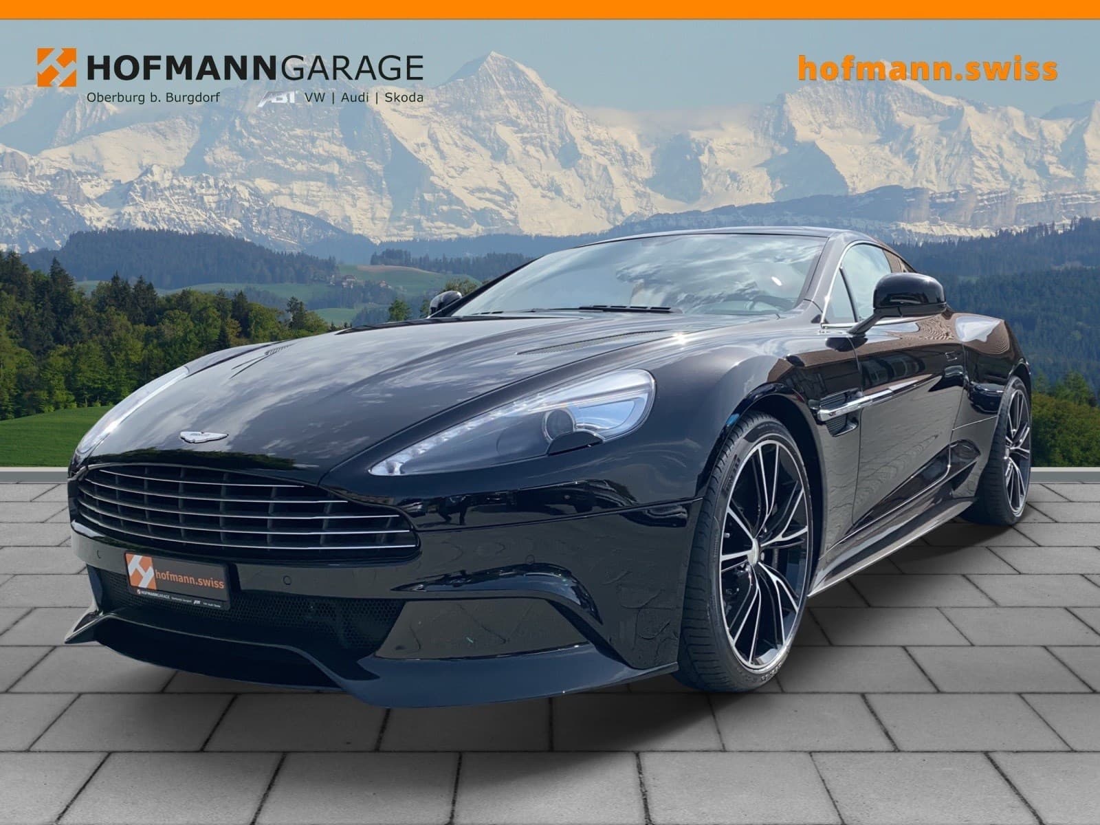 Aston Martin V12 Vanquish