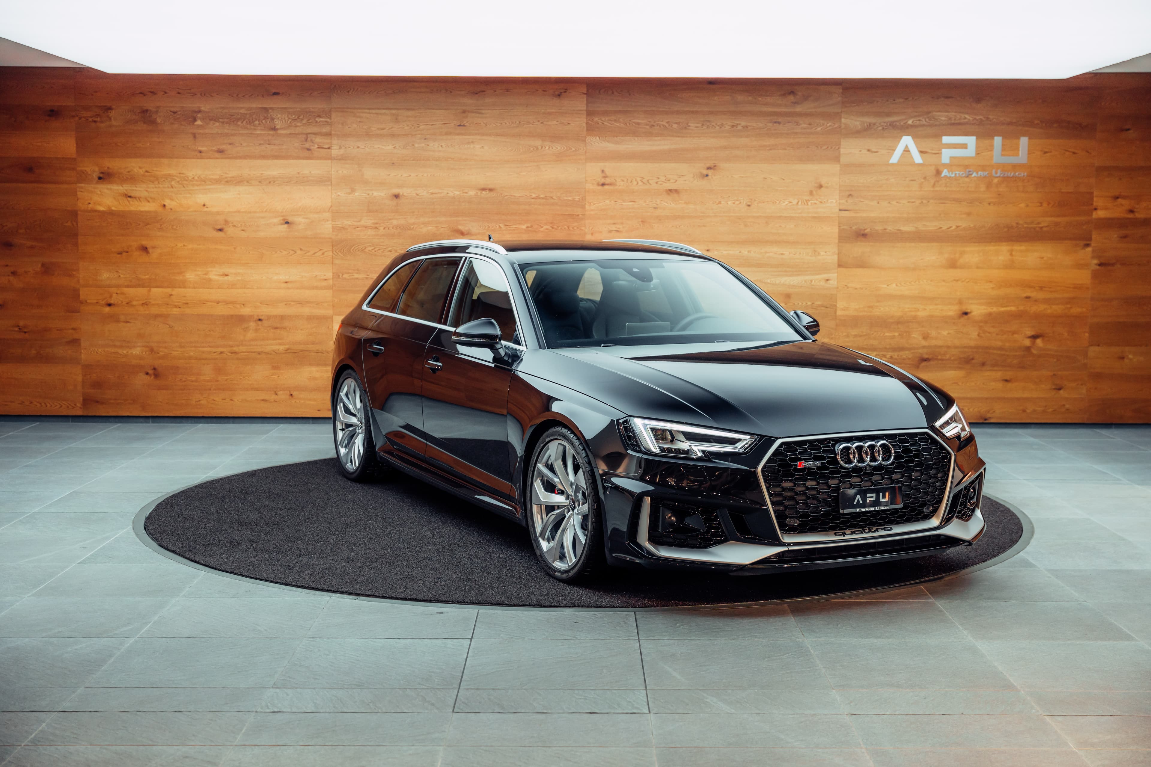 Audi S4 / RS4
