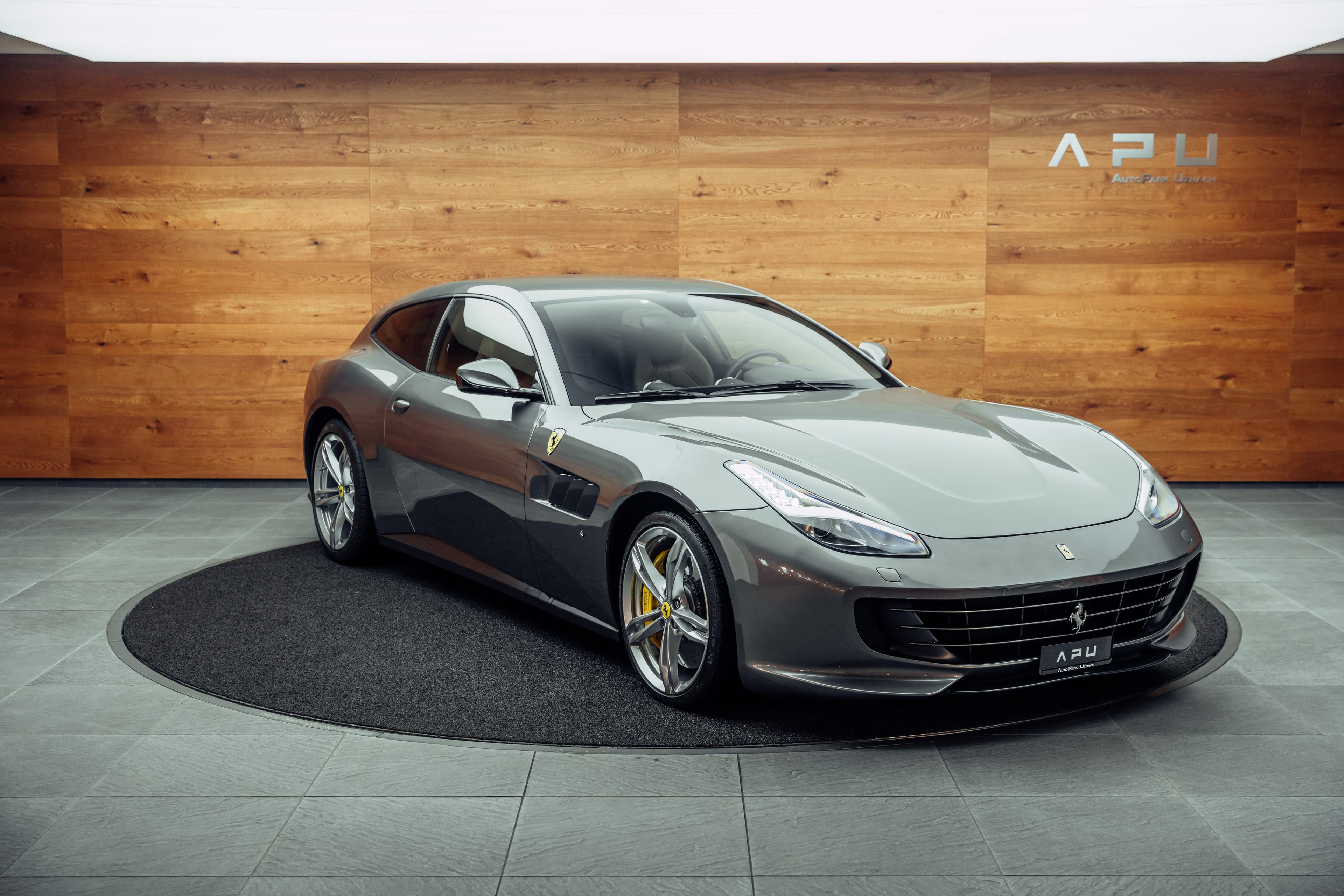 Ferrari GTC4Lusso