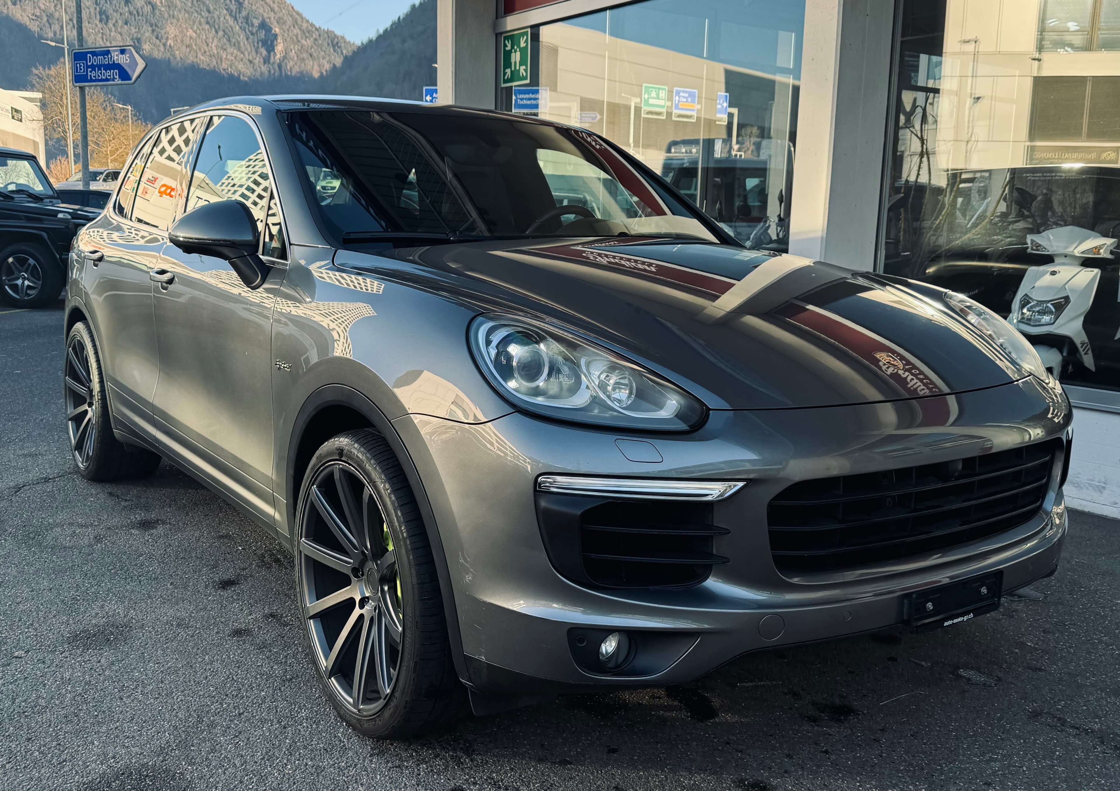 Porsche Cayenne
