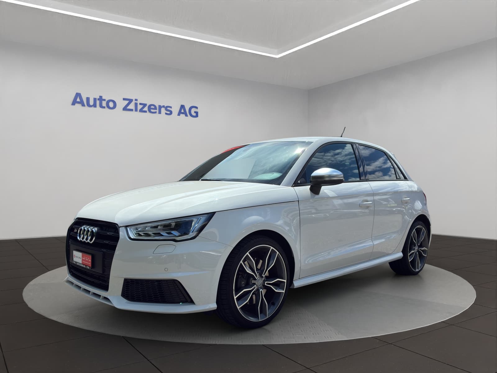 Audi S1