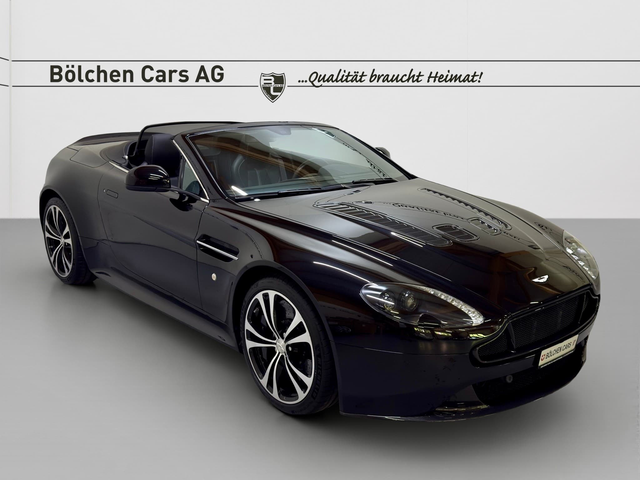 Aston Martin V8/V12 Vantage