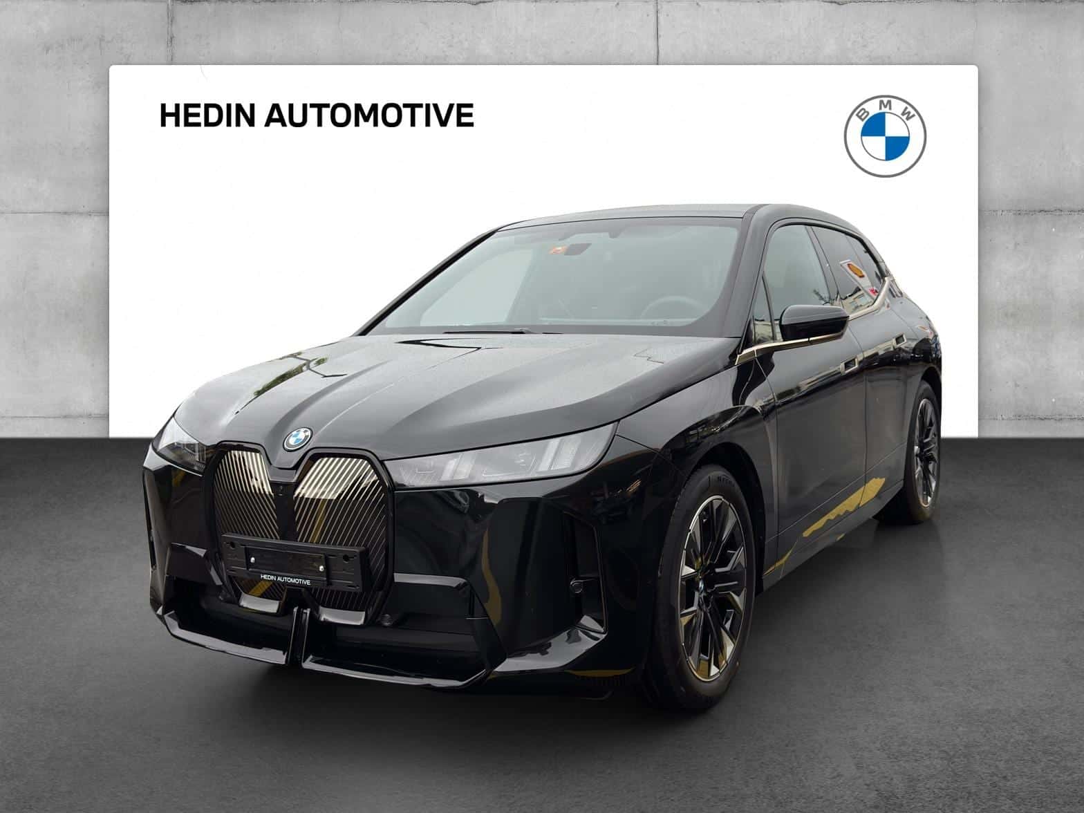 BMW iX