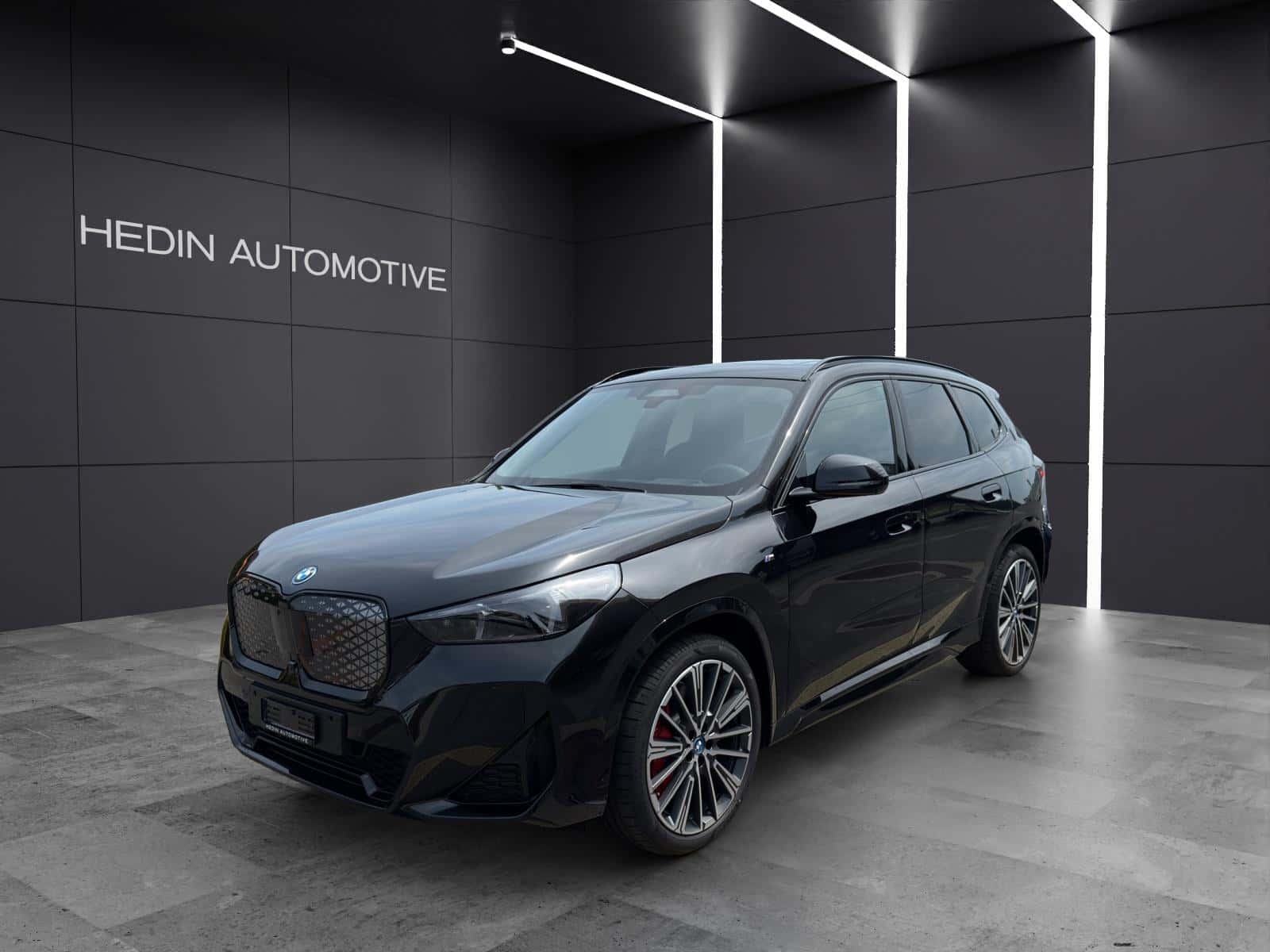 BMW iX1